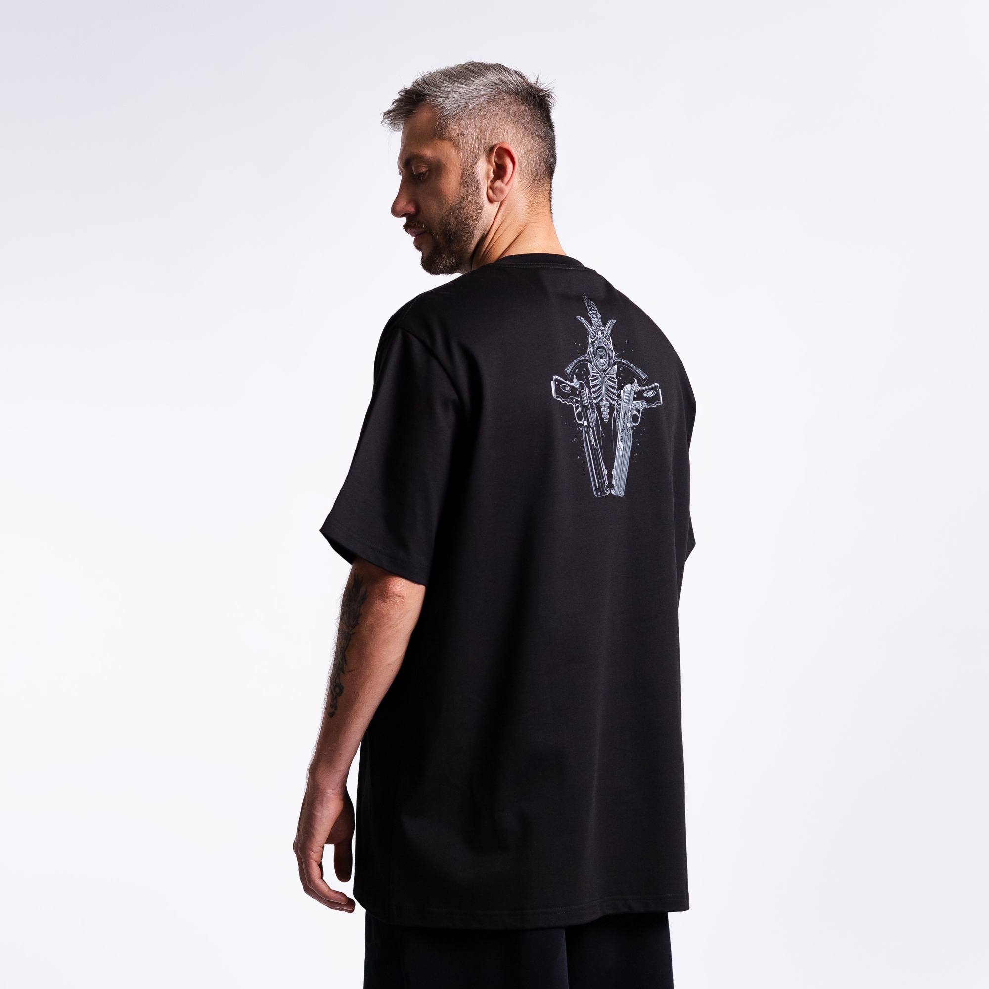 Футболка с принтом