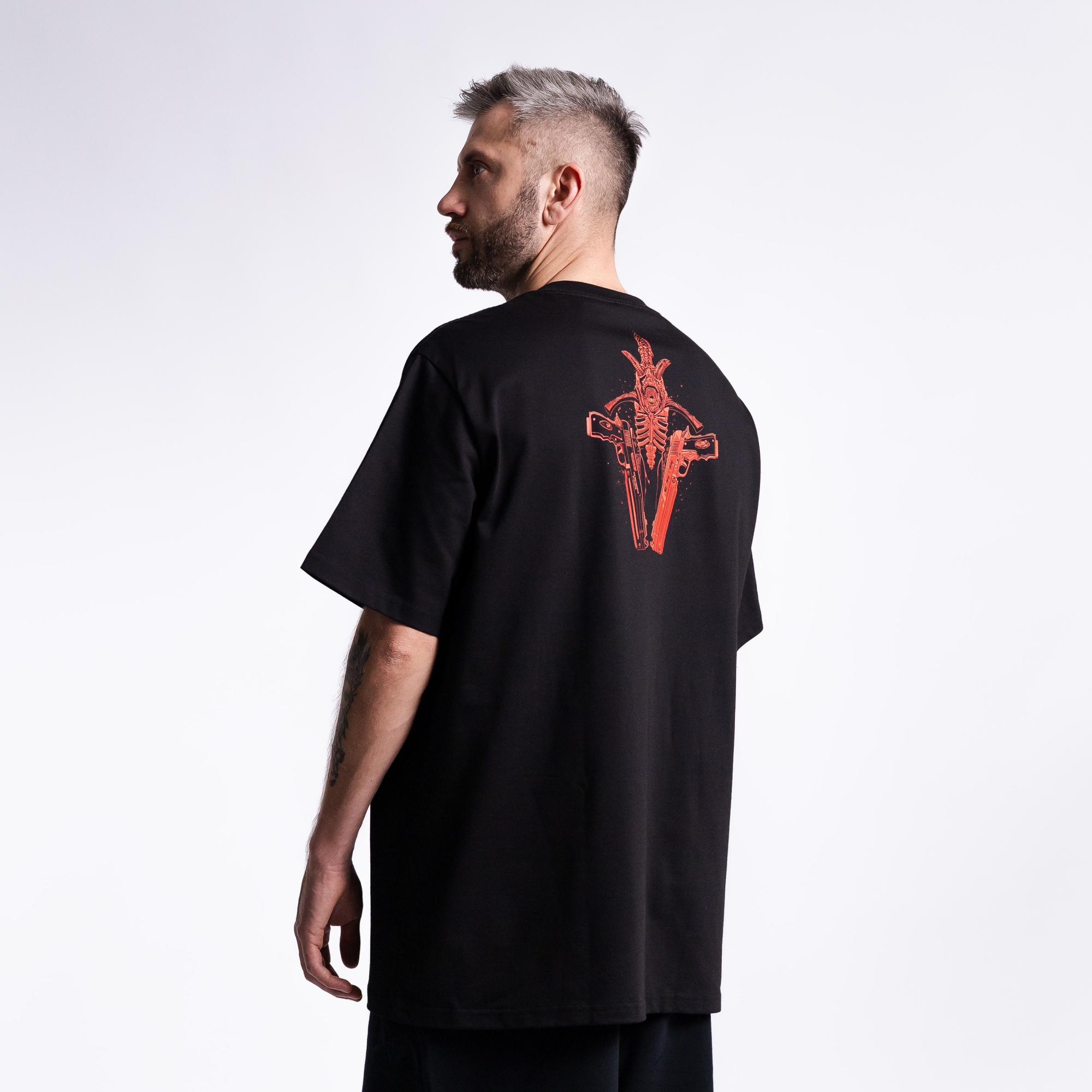 Футболка с принтом