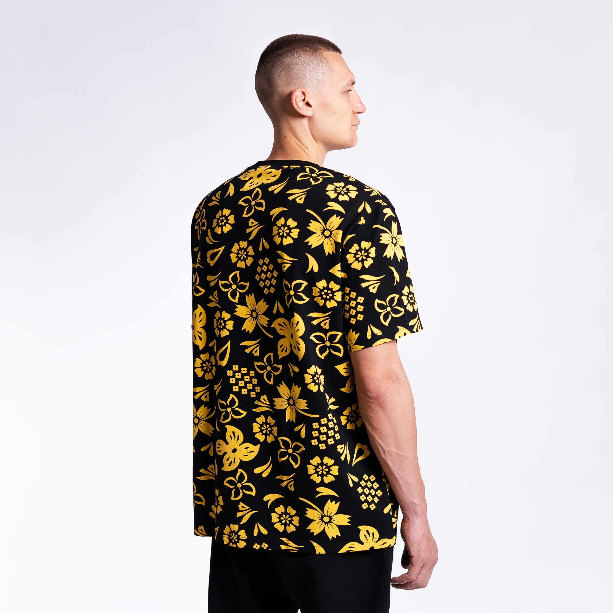 Футболка c паттерном