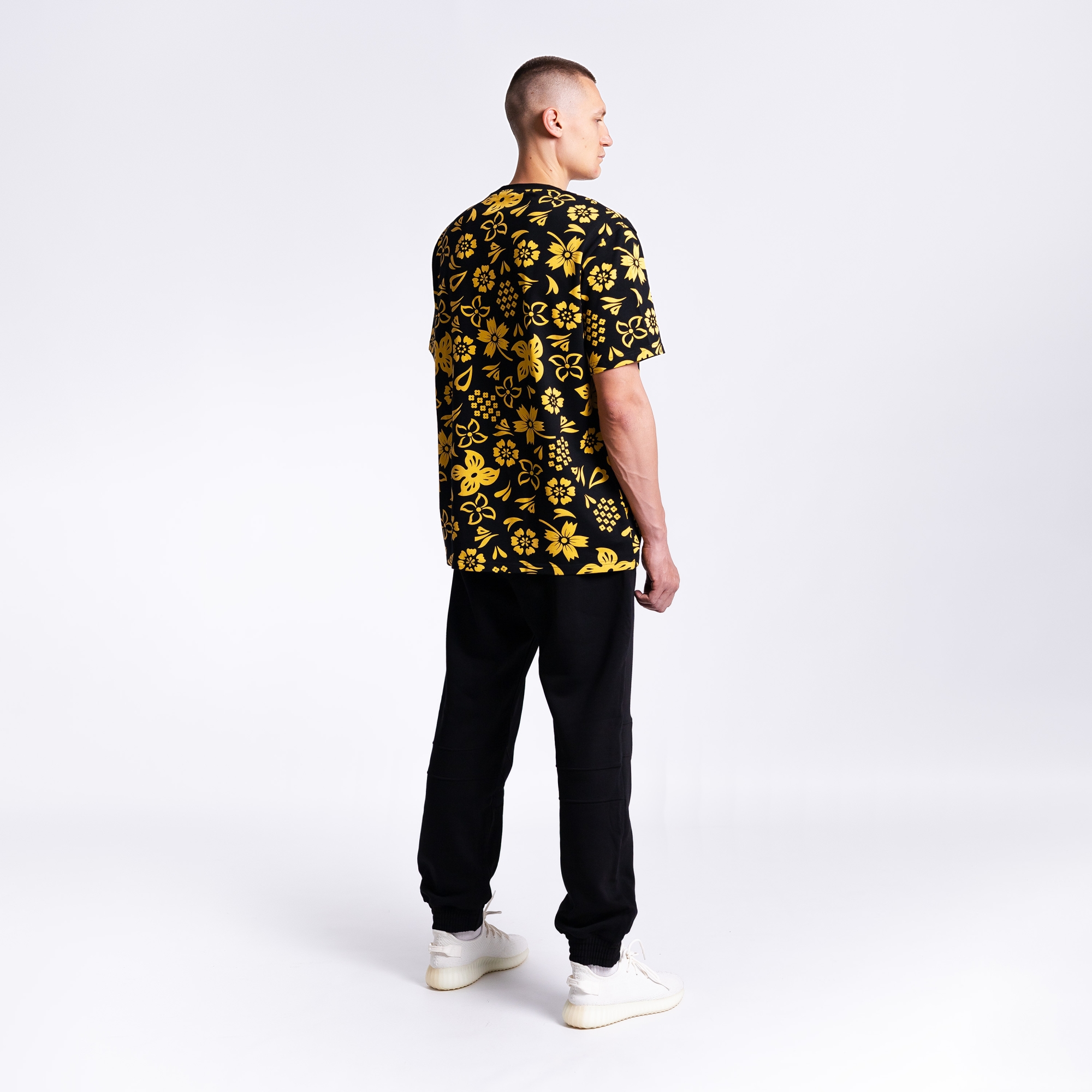 Футболка c паттерном