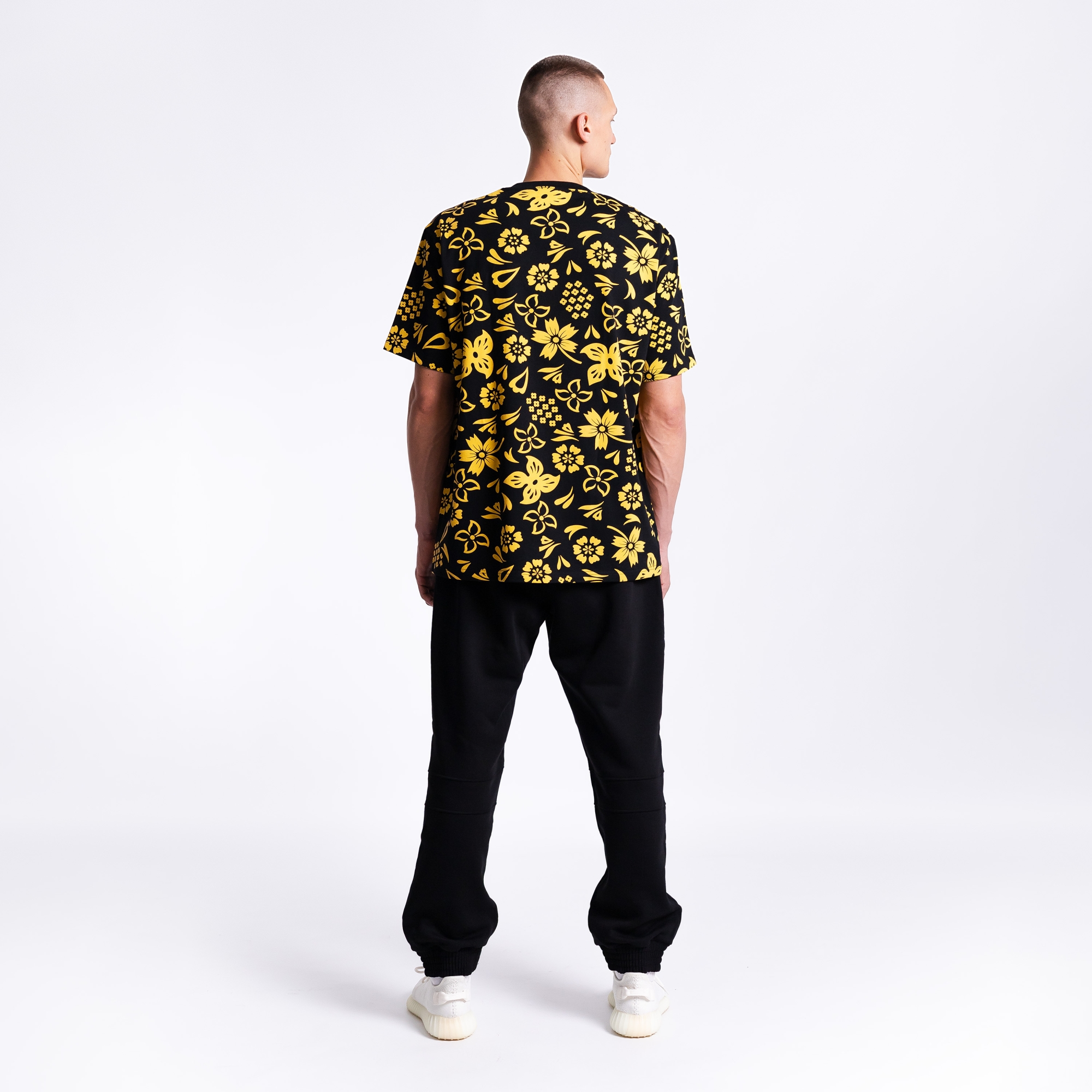 Футболка c паттерном