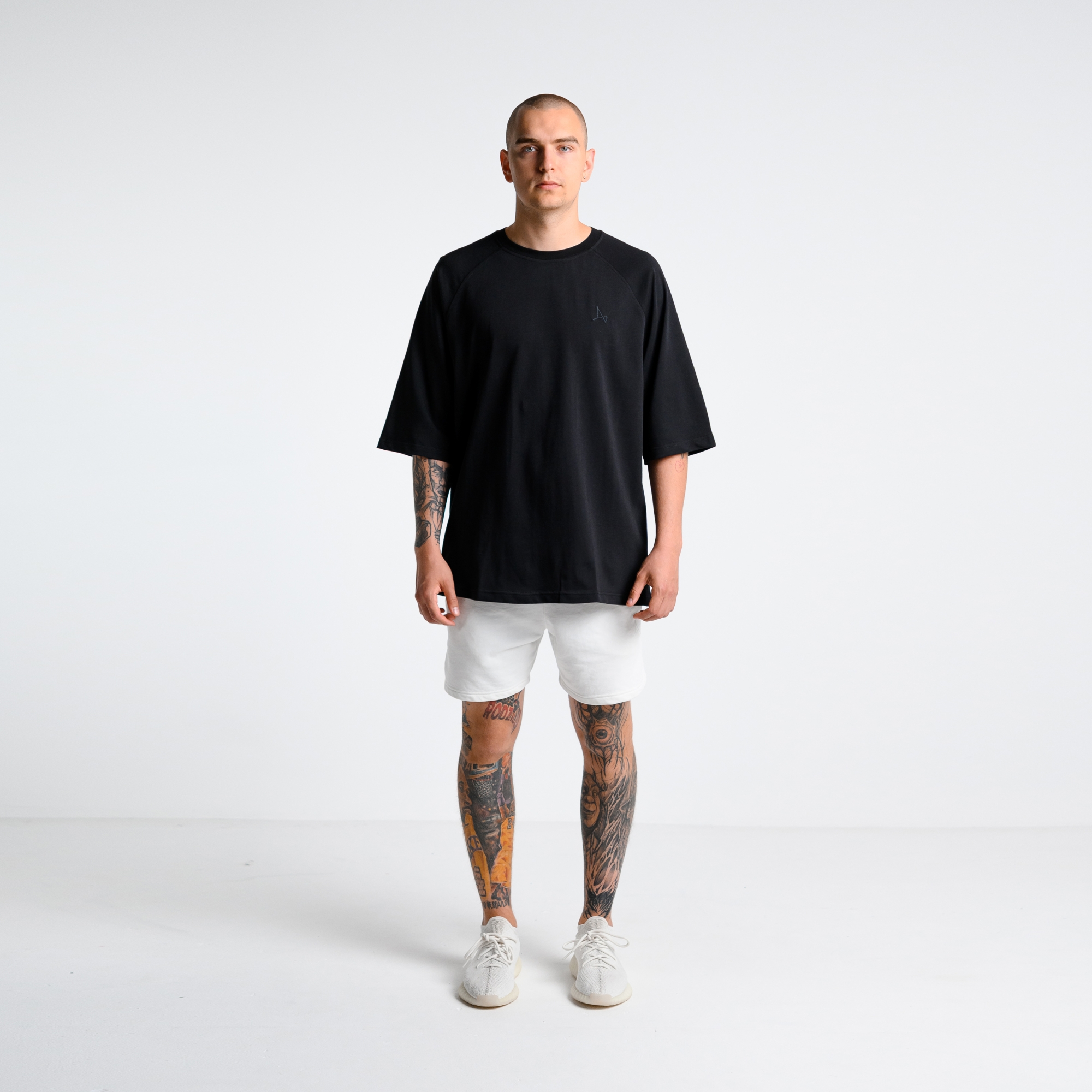 Футболка реглан с удлиненным рукавом