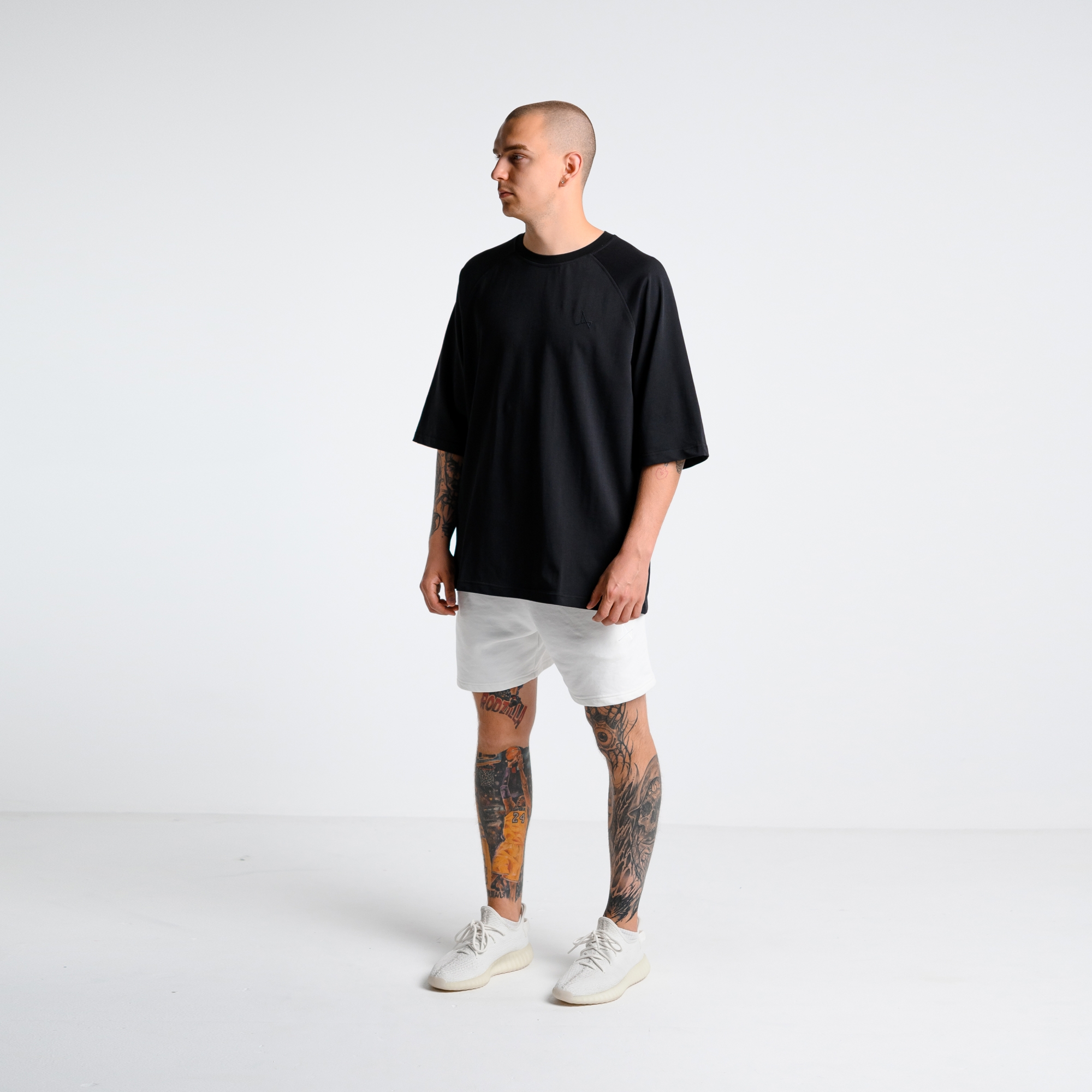 Футболка реглан с удлиненным рукавом