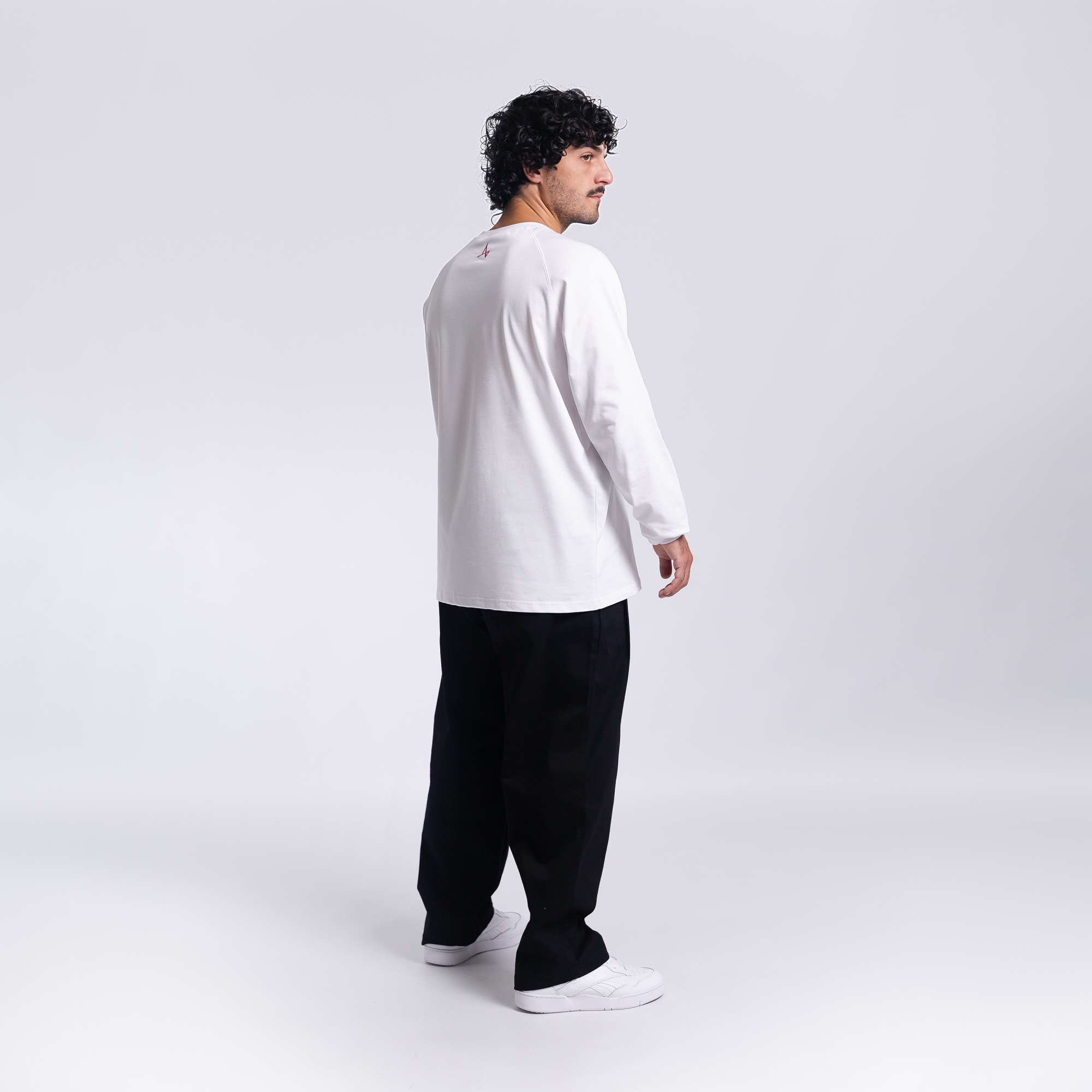 Лонгслив с принтом