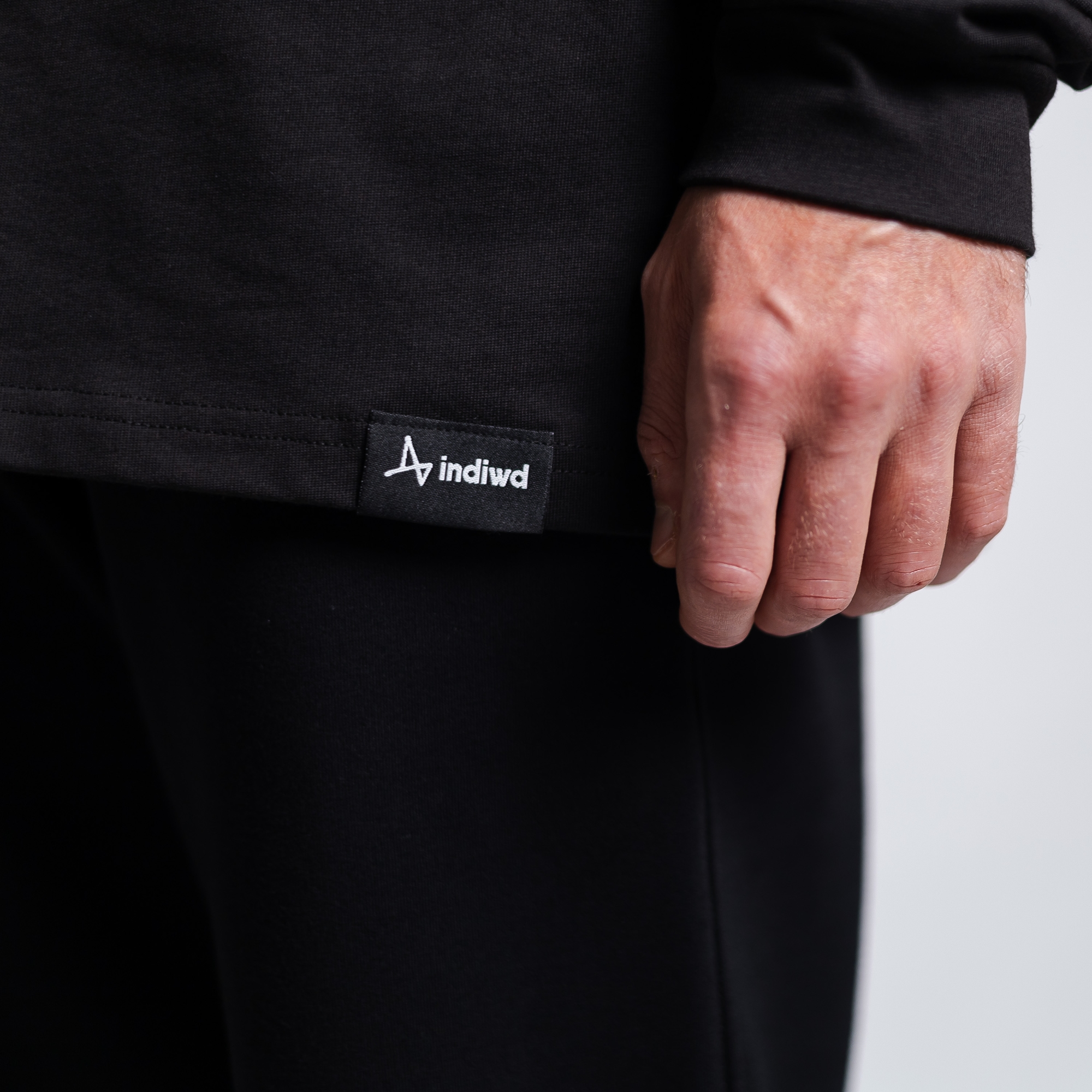 Лонгслив с принтом