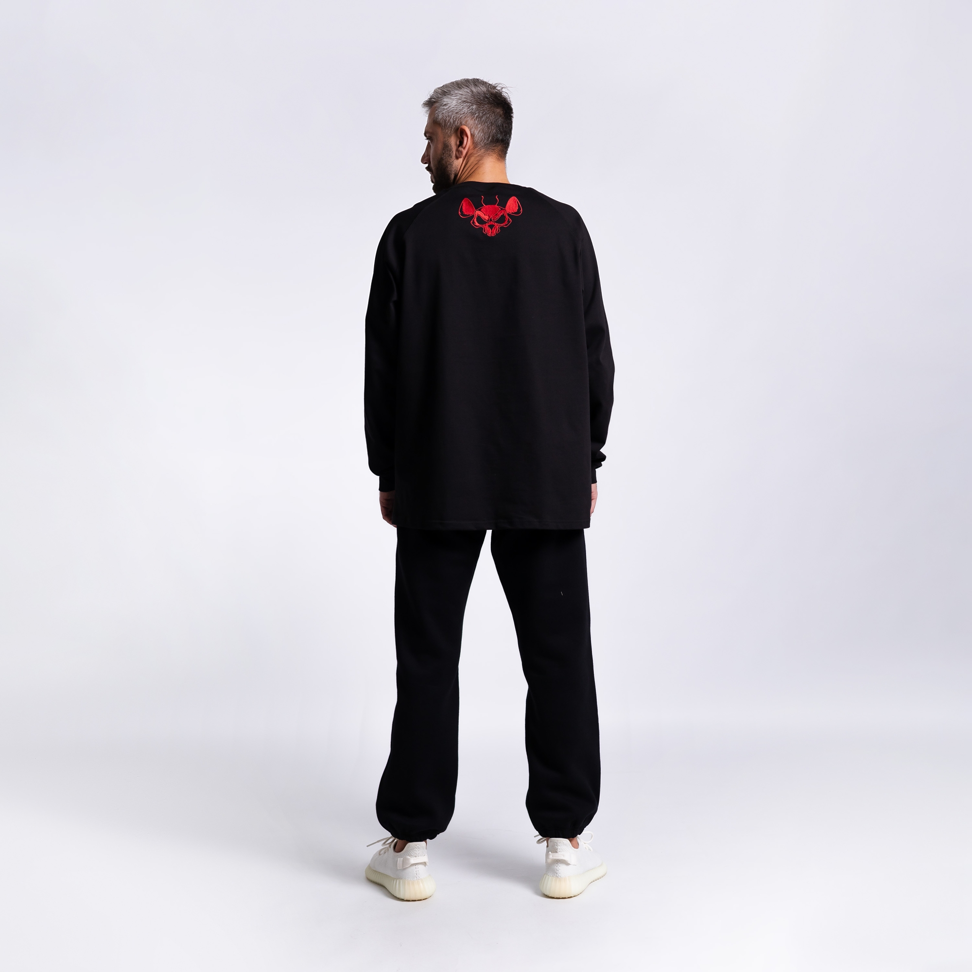 Лонгслив с принтом