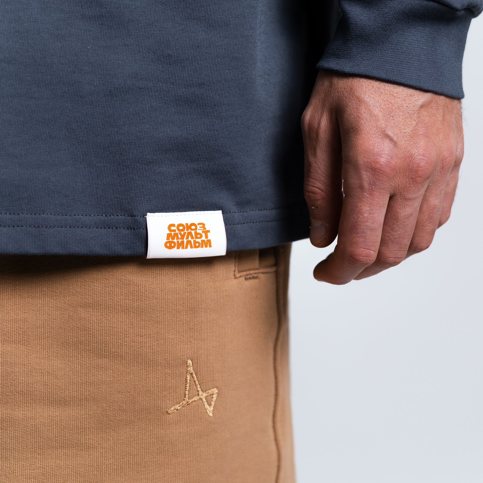 Лонгслив Пёс и волк