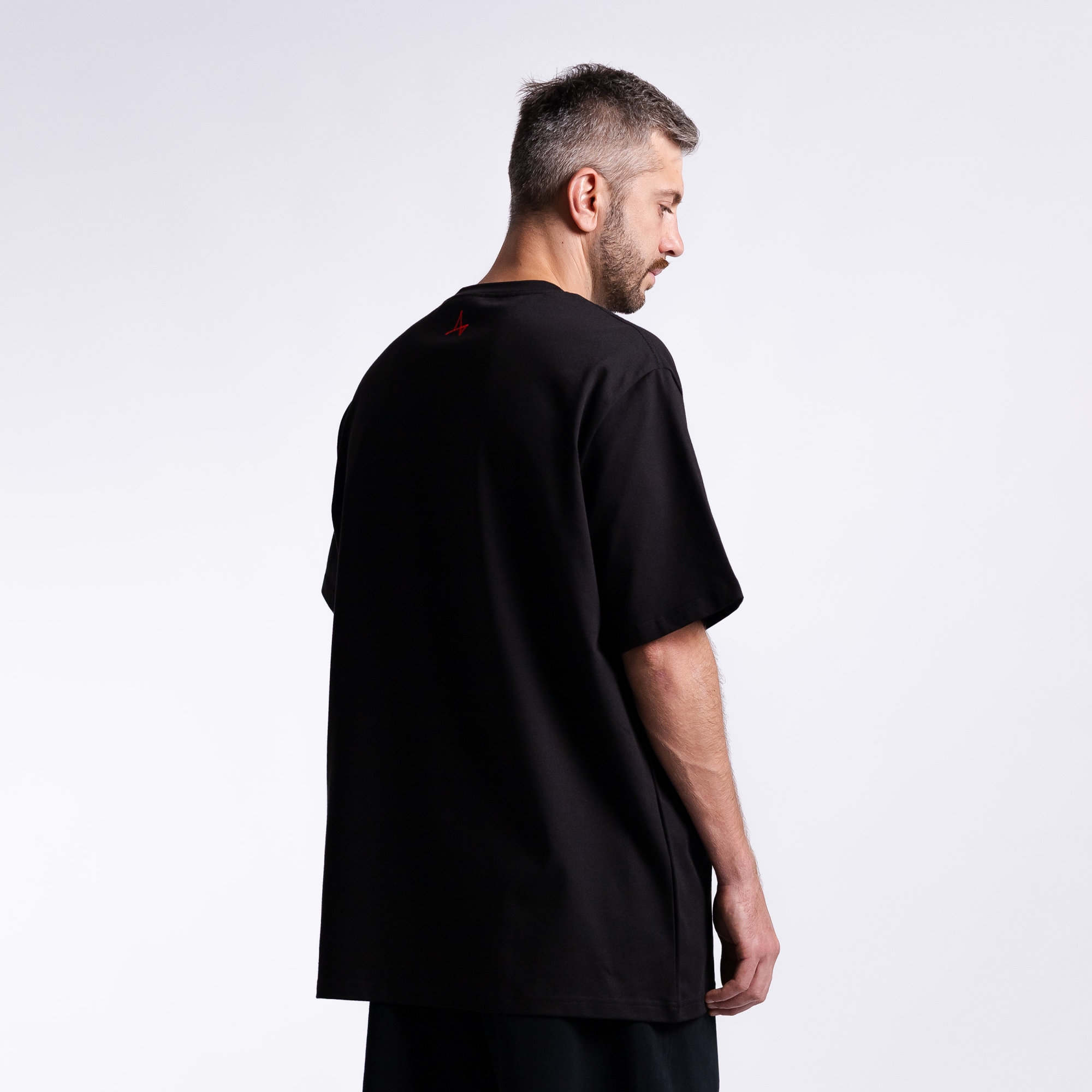 Футболка с принтом