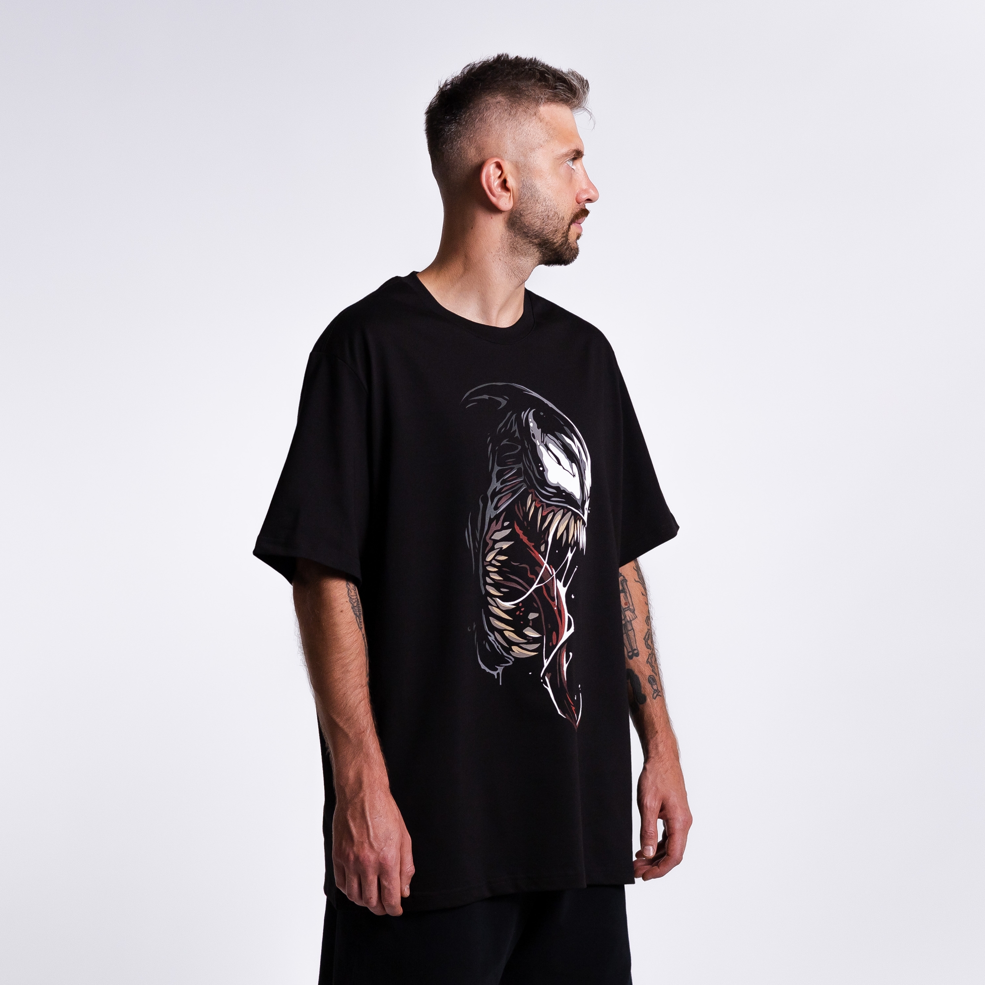 Футболка с принтом