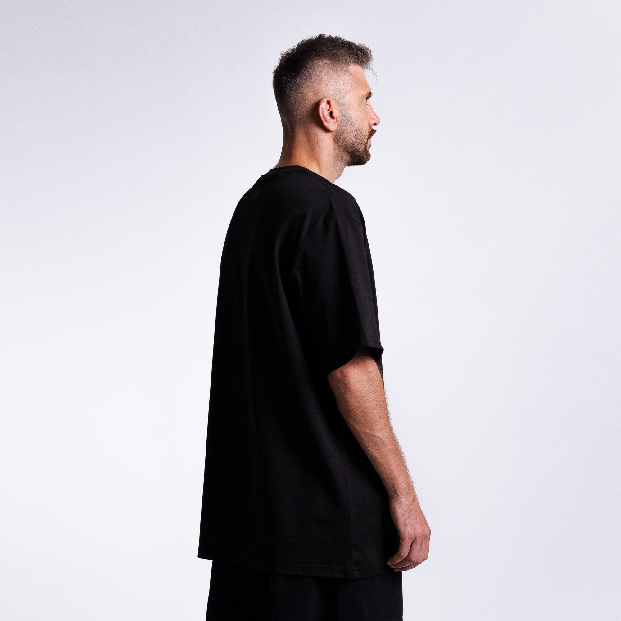 Футболка с принтом