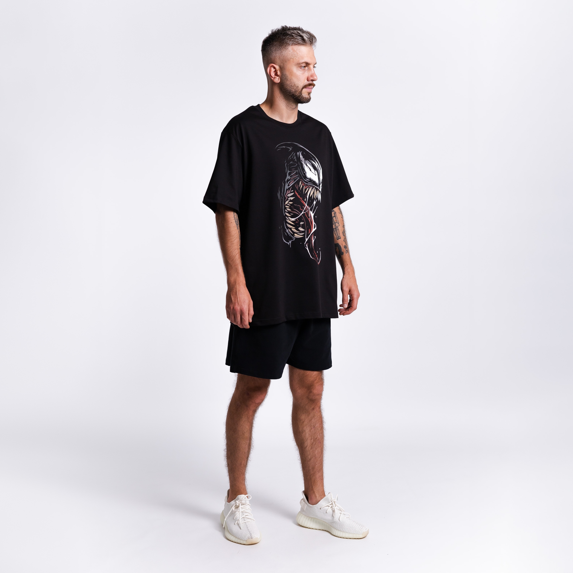 Футболка с принтом