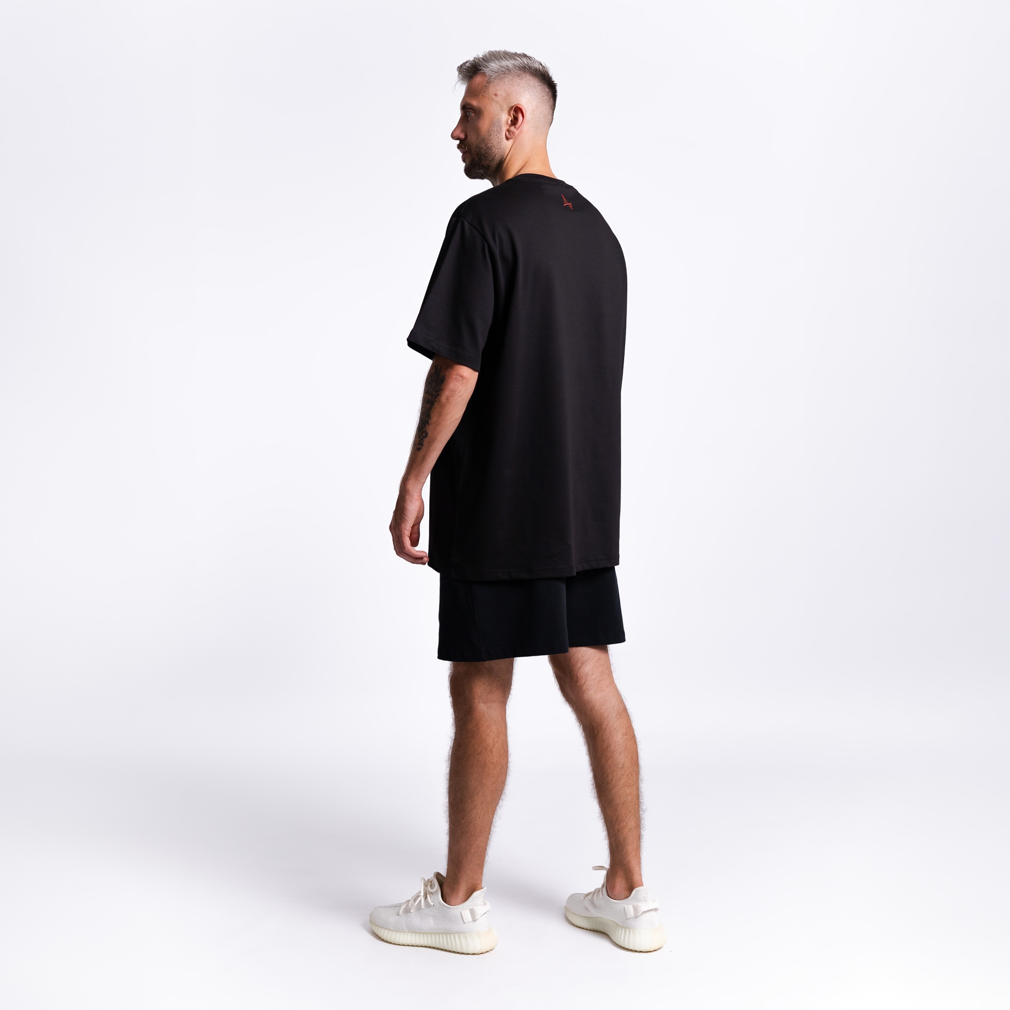 Футболка с принтом