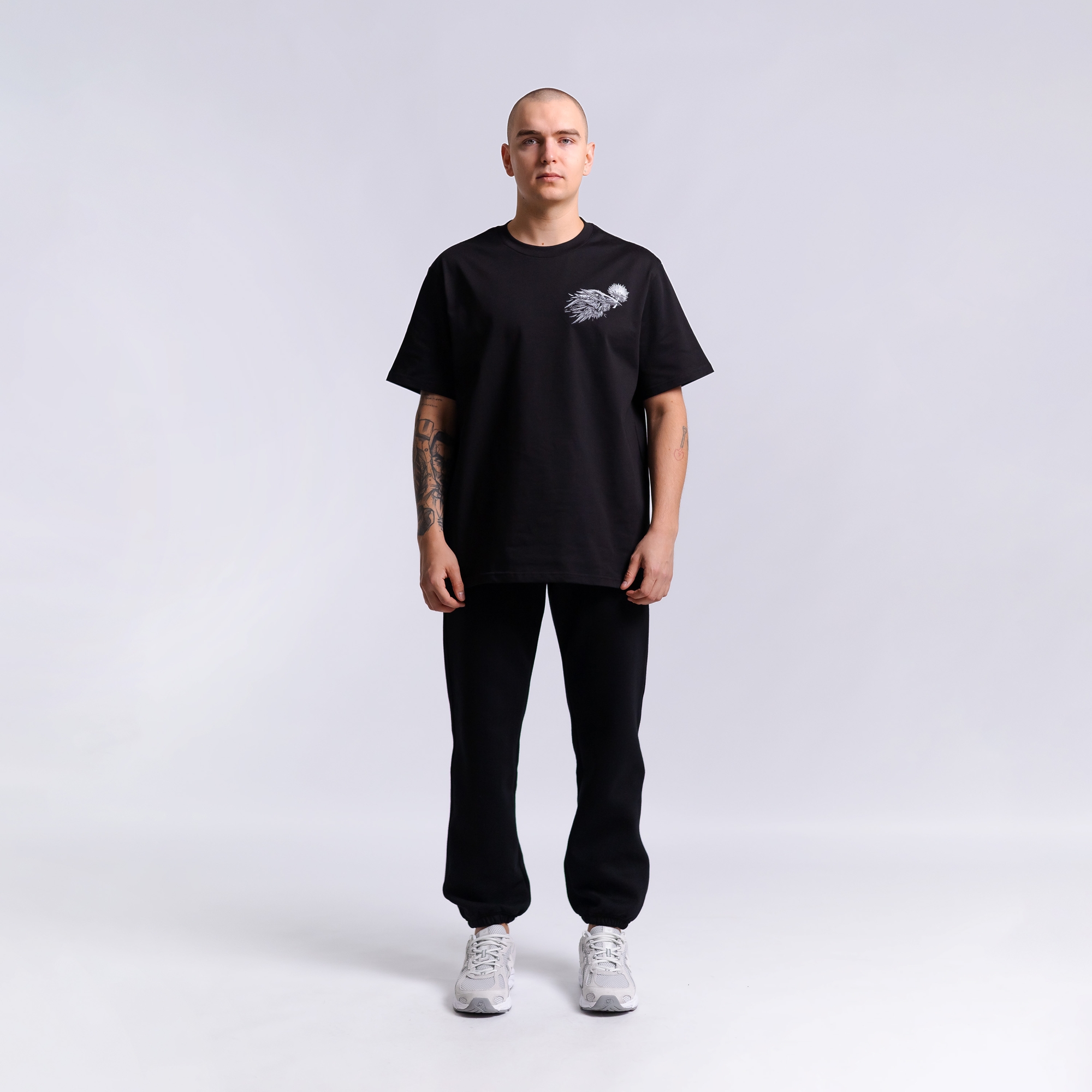 Футболка с вышивкой