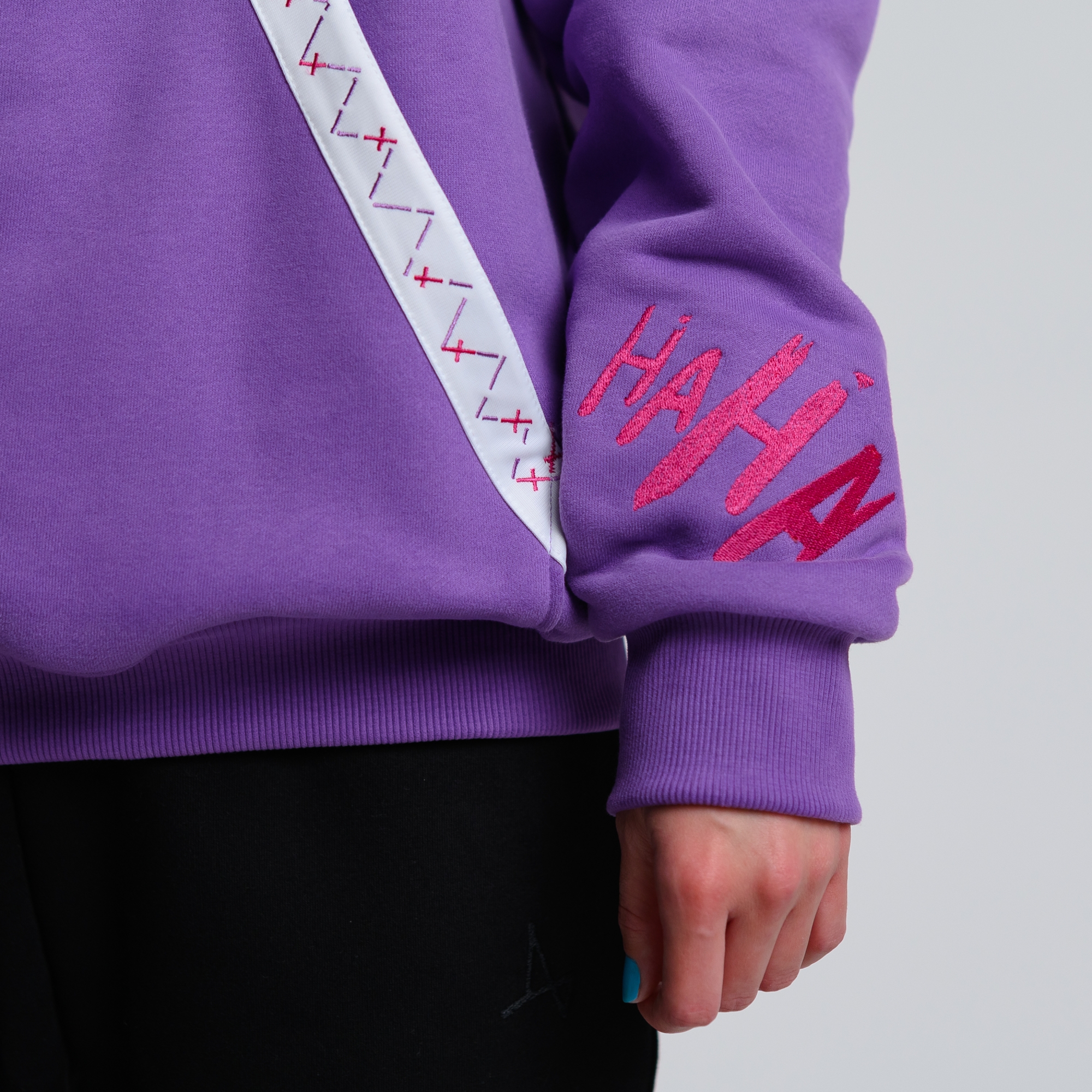 Худи с зубами