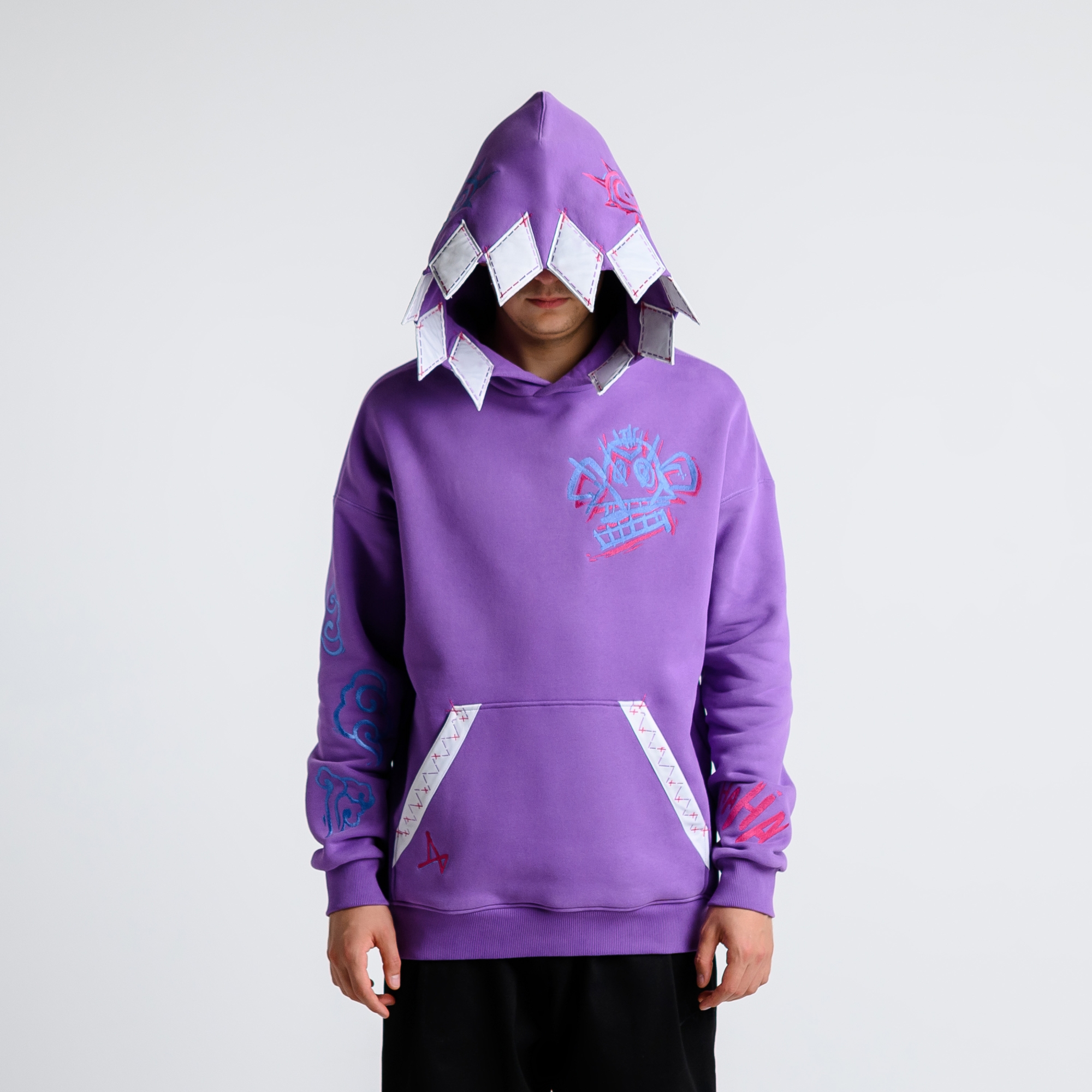 Худи с зубами