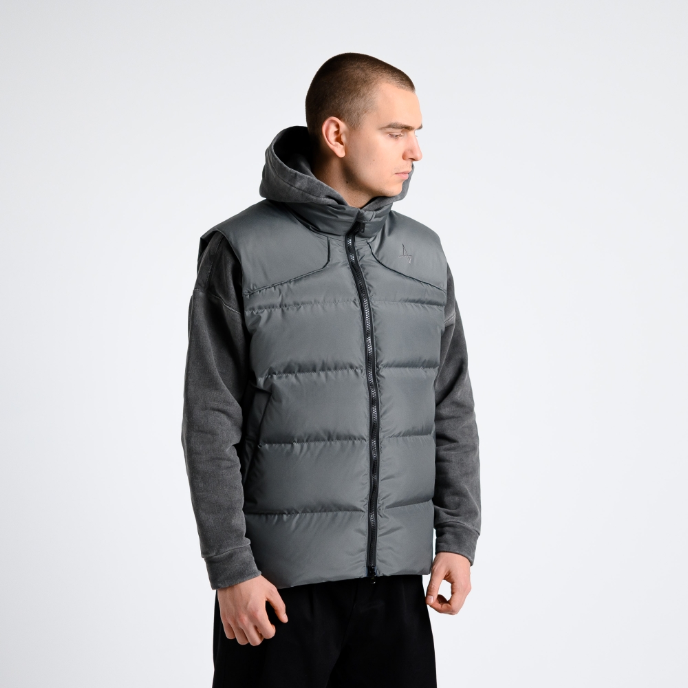 Жилет пуховой Simple