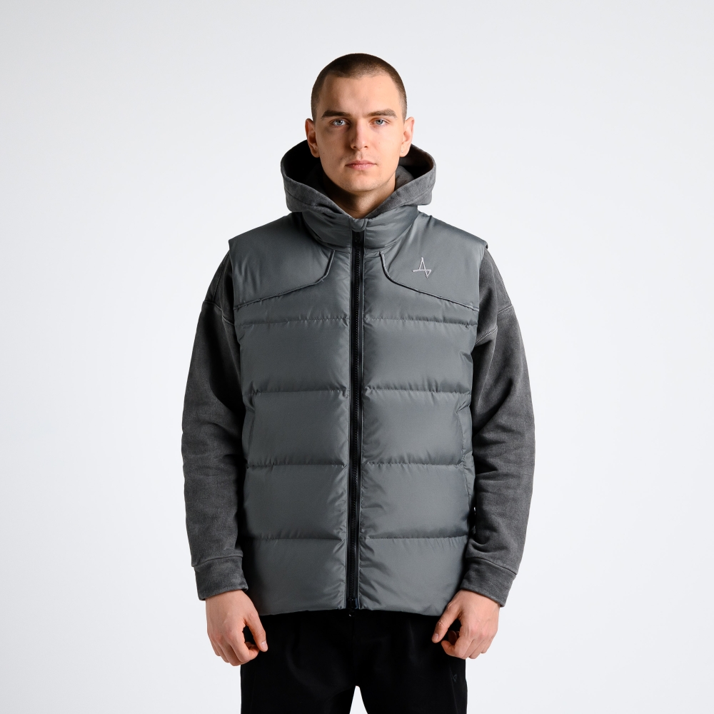 Жилет пуховой Simple