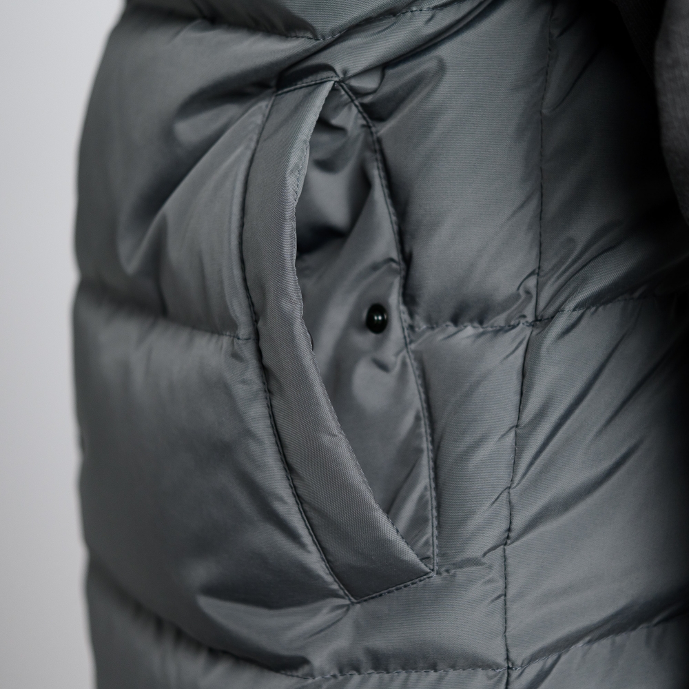 Жилет пуховой Simple