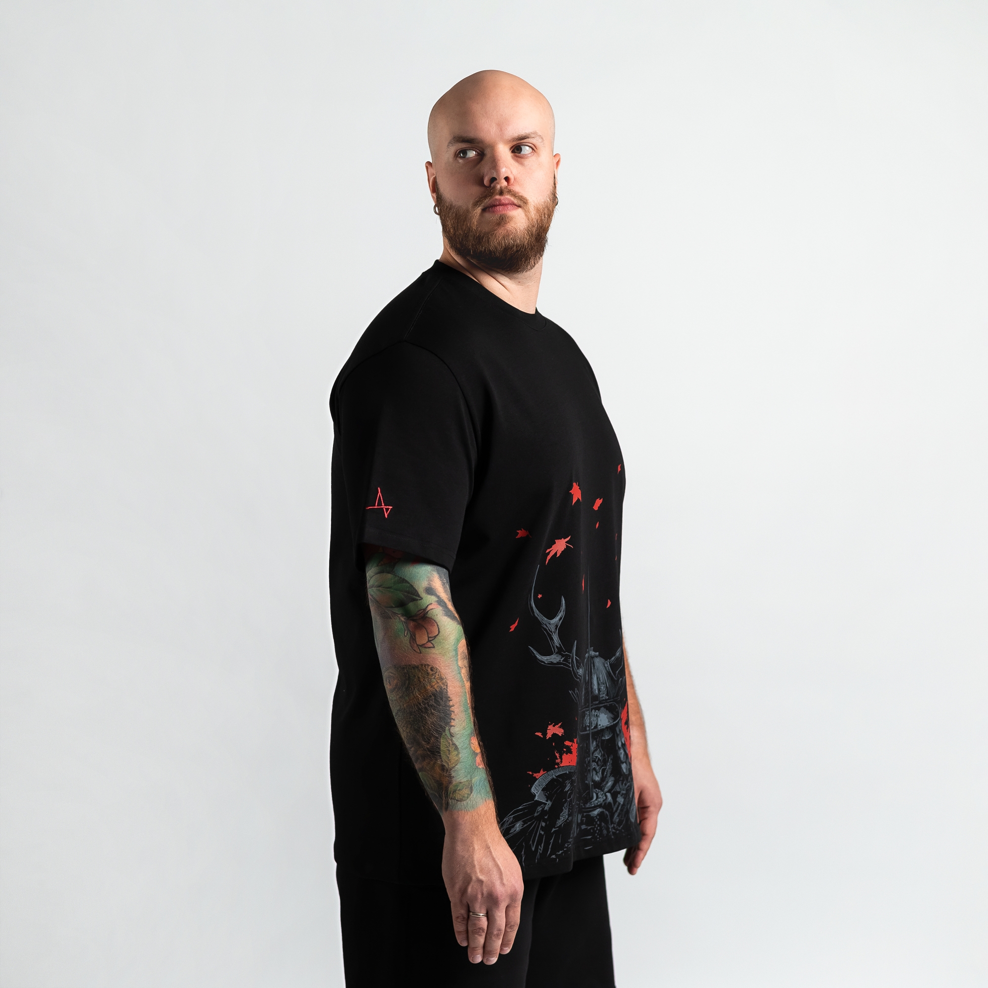 Футболка с принтом