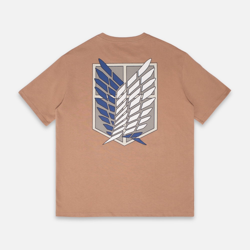 Футболка Attack on Titan (небольшой брак)
