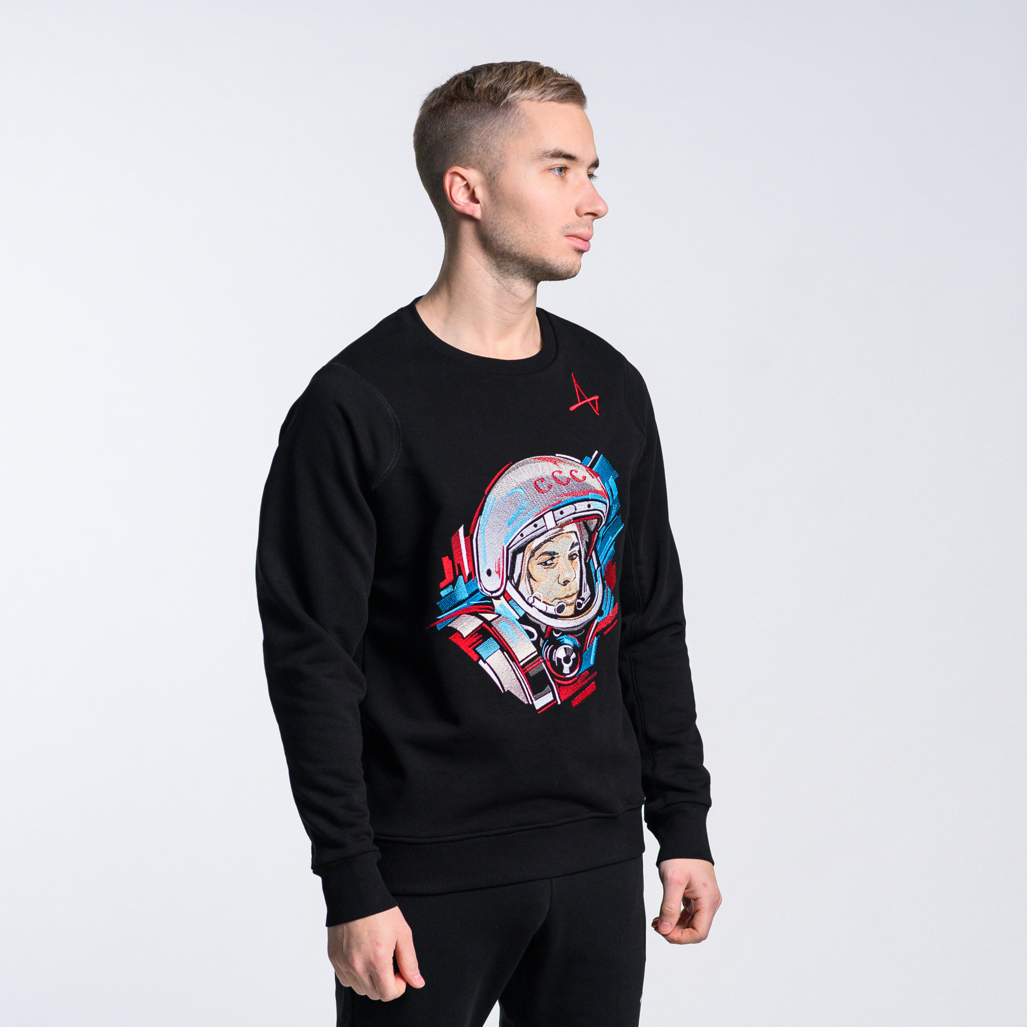 Свитшот Гагарин (вышивка)