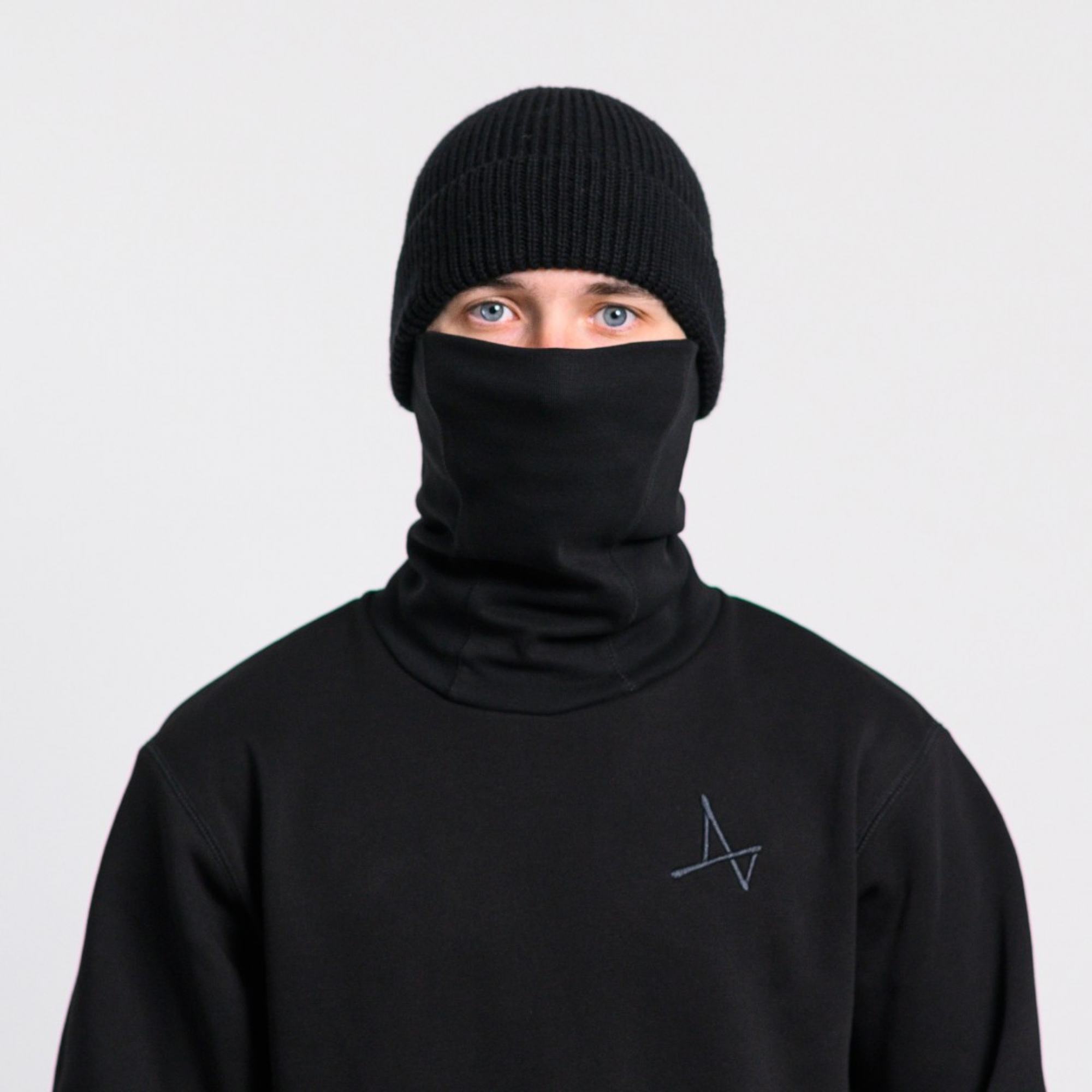 Свитшот с балаклавой