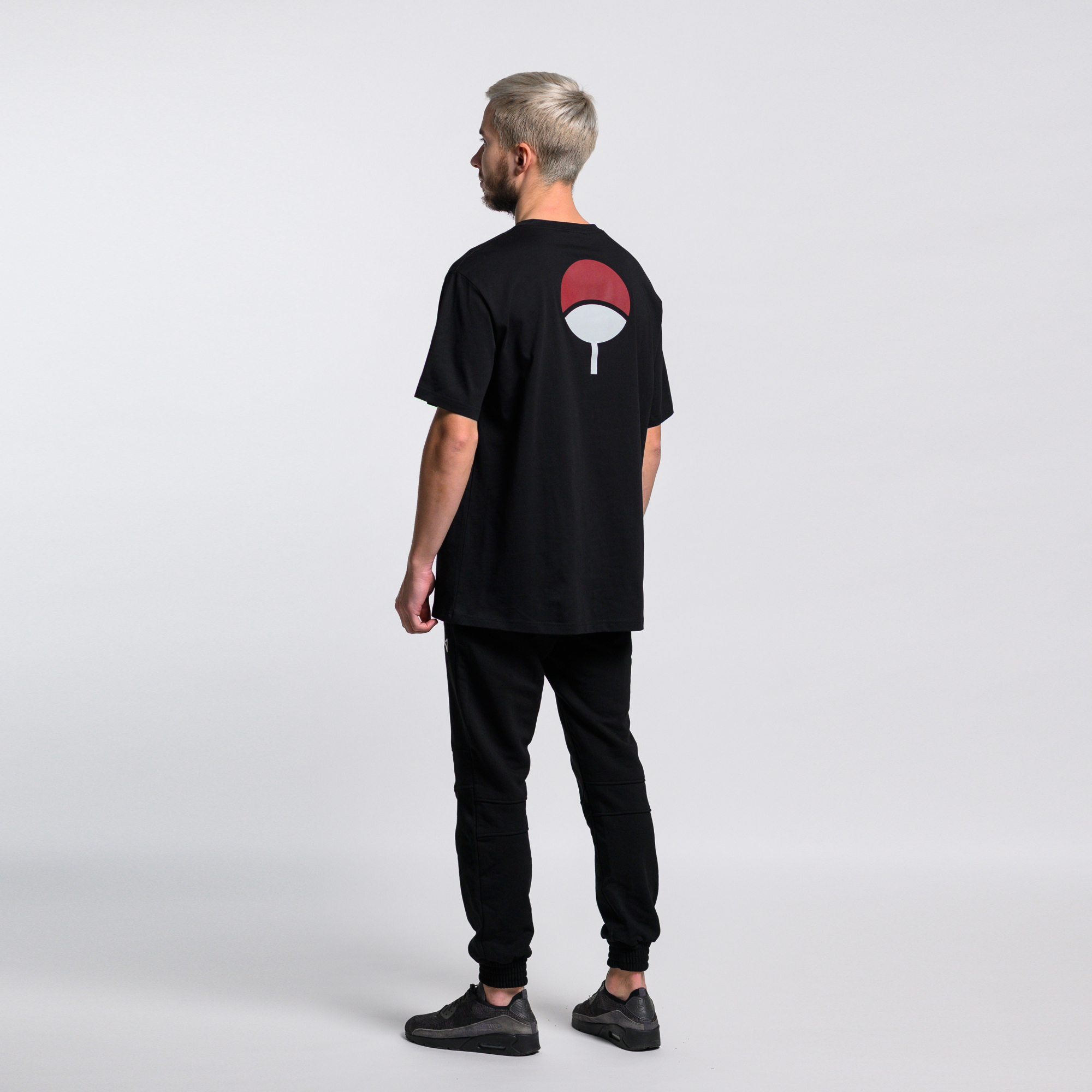 Футболка Uchiha Clan