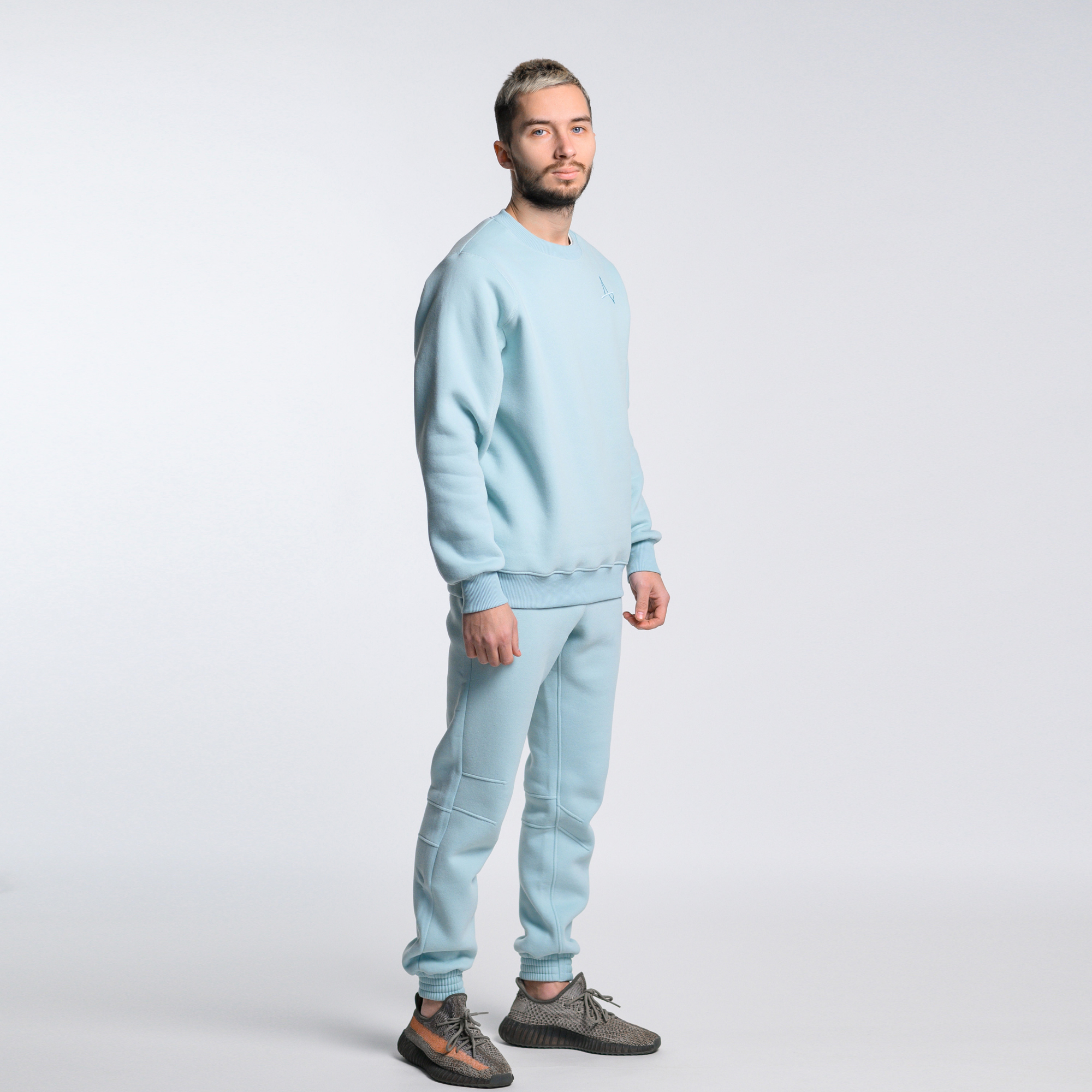 Утепленный свитшот Simple Velur