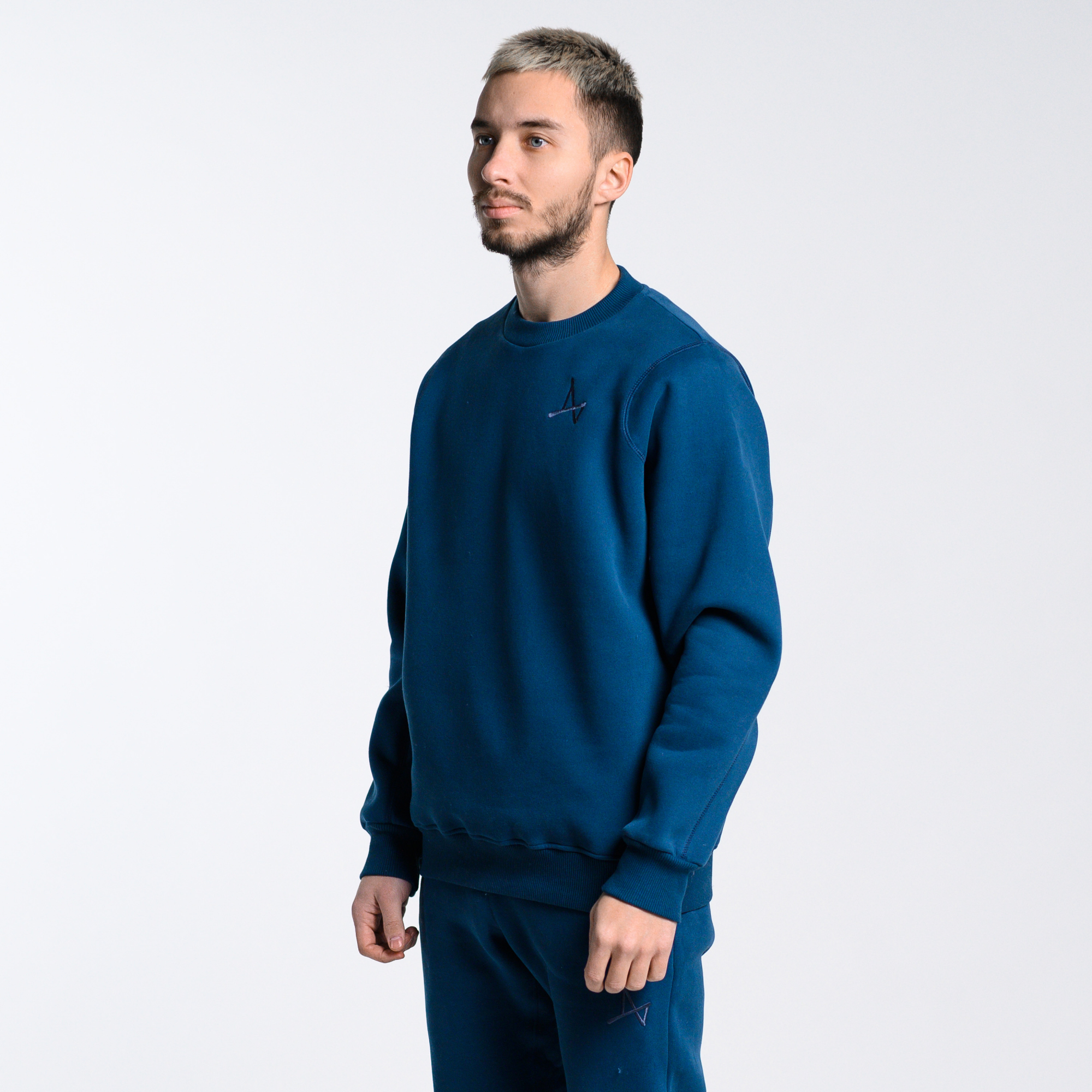 Утепленный свитшот Simple Velur