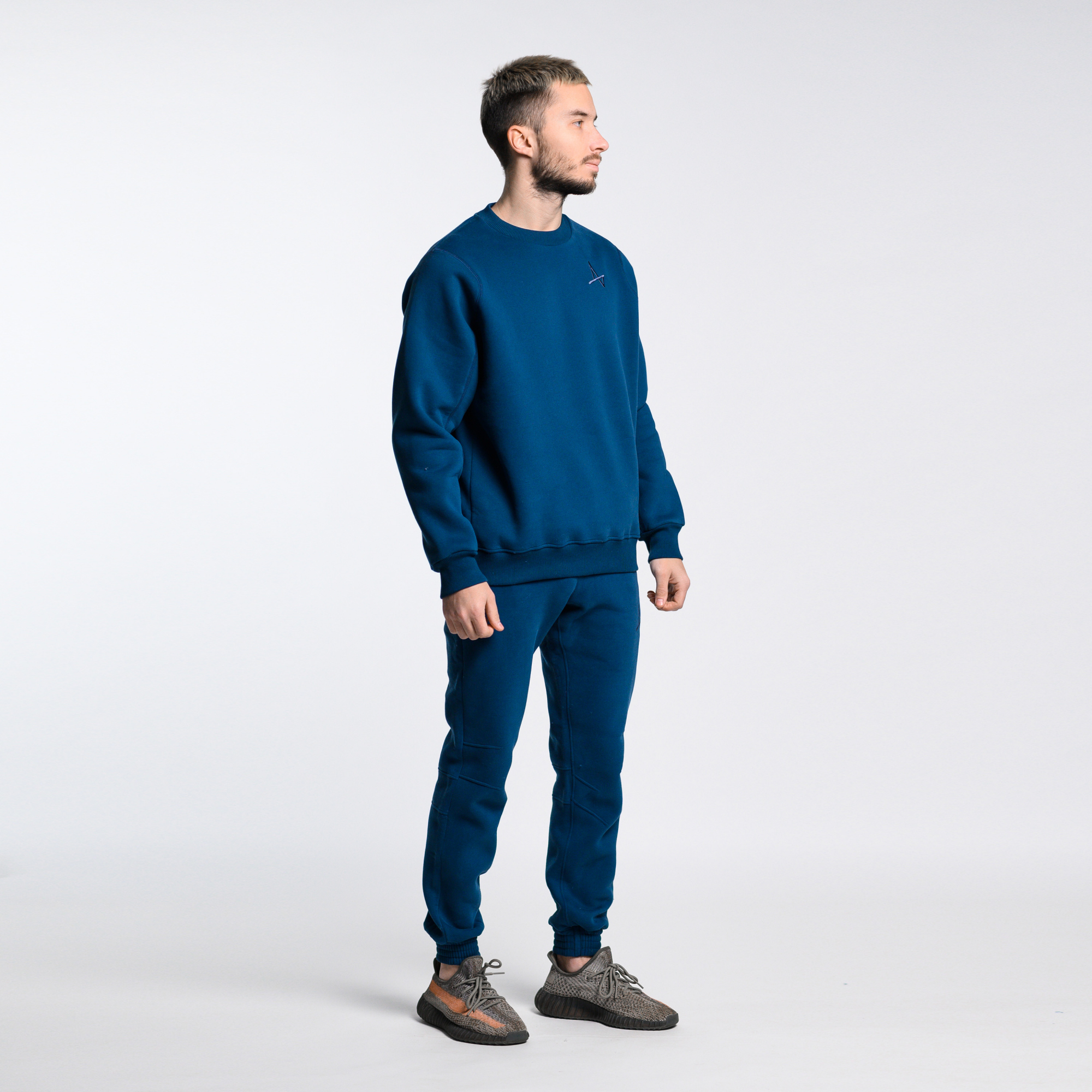 Утепленный свитшот Simple Velur