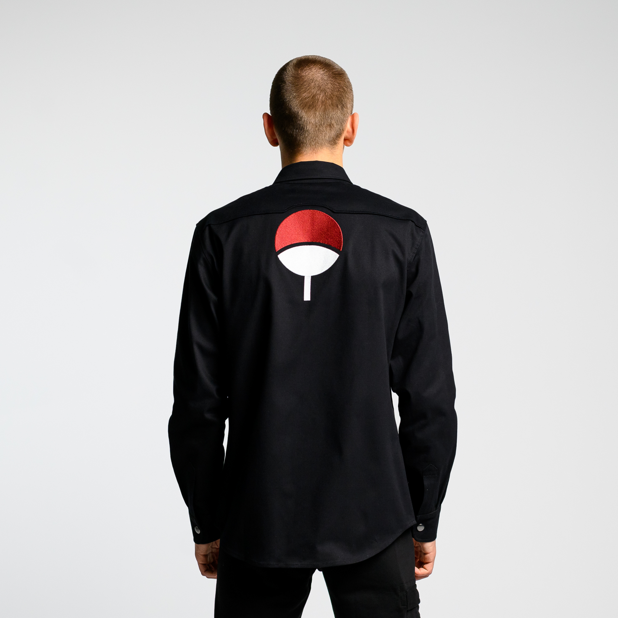 Рубашка Uchiha Clan