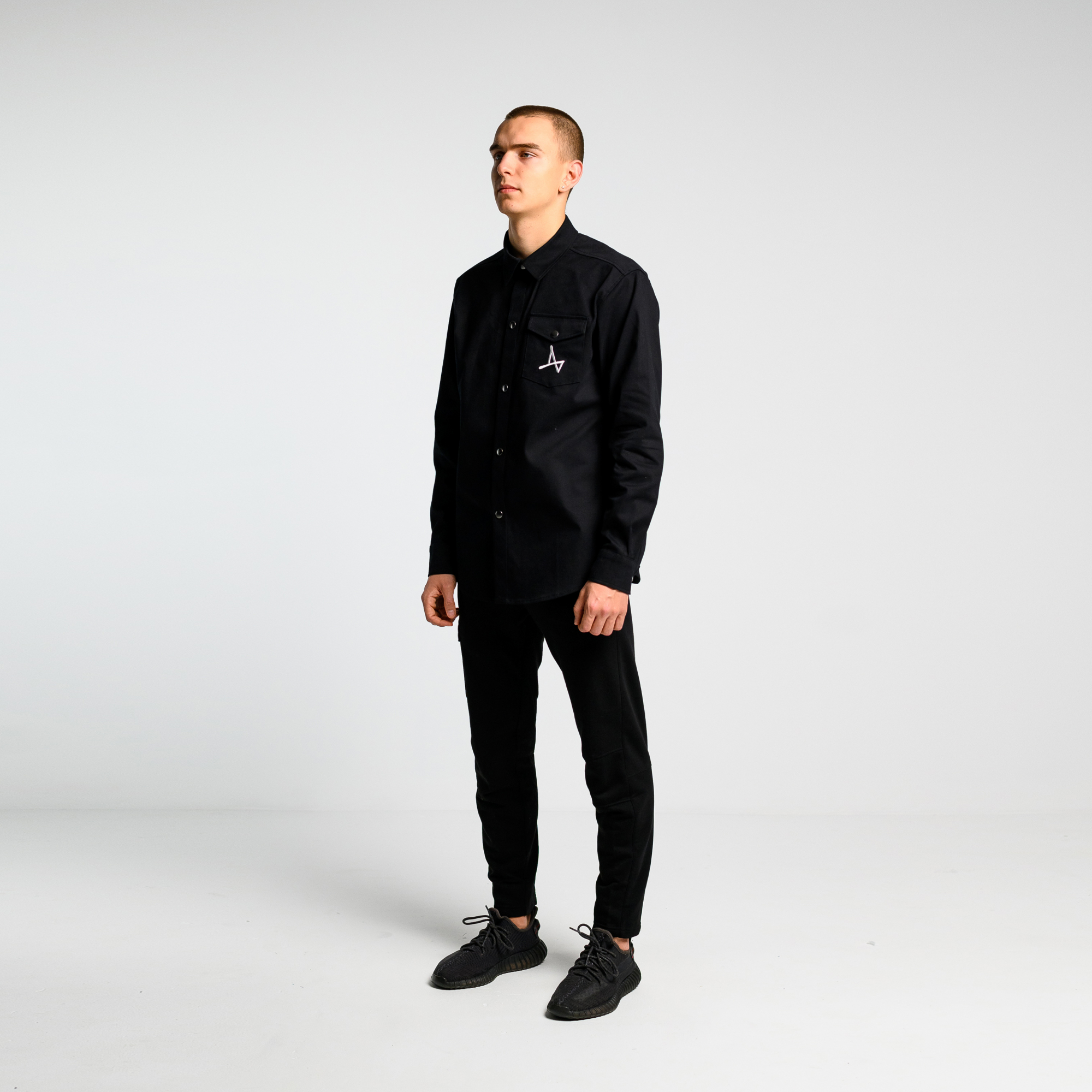 Рубашка Uchiha Clan