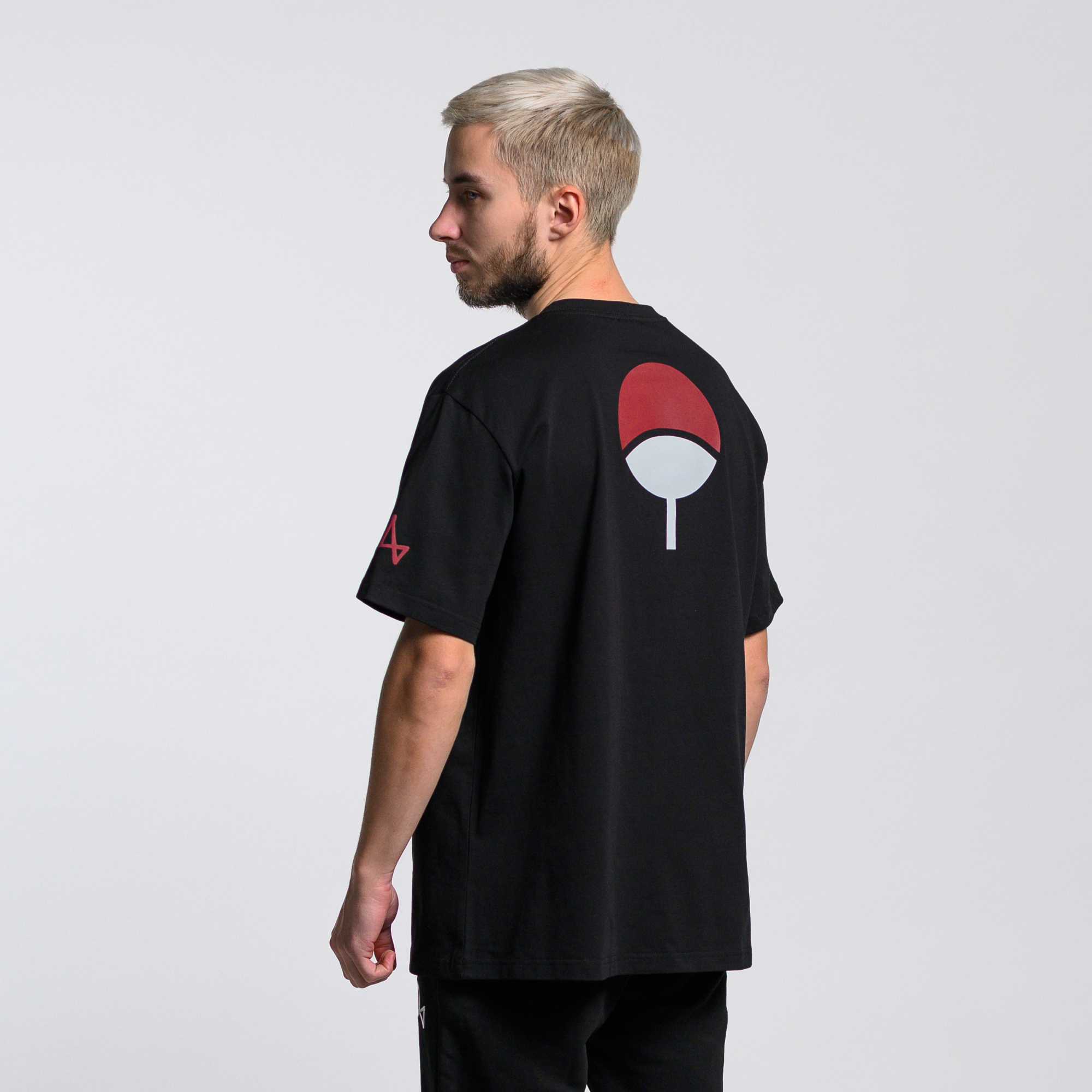 Футболка Uchiha
