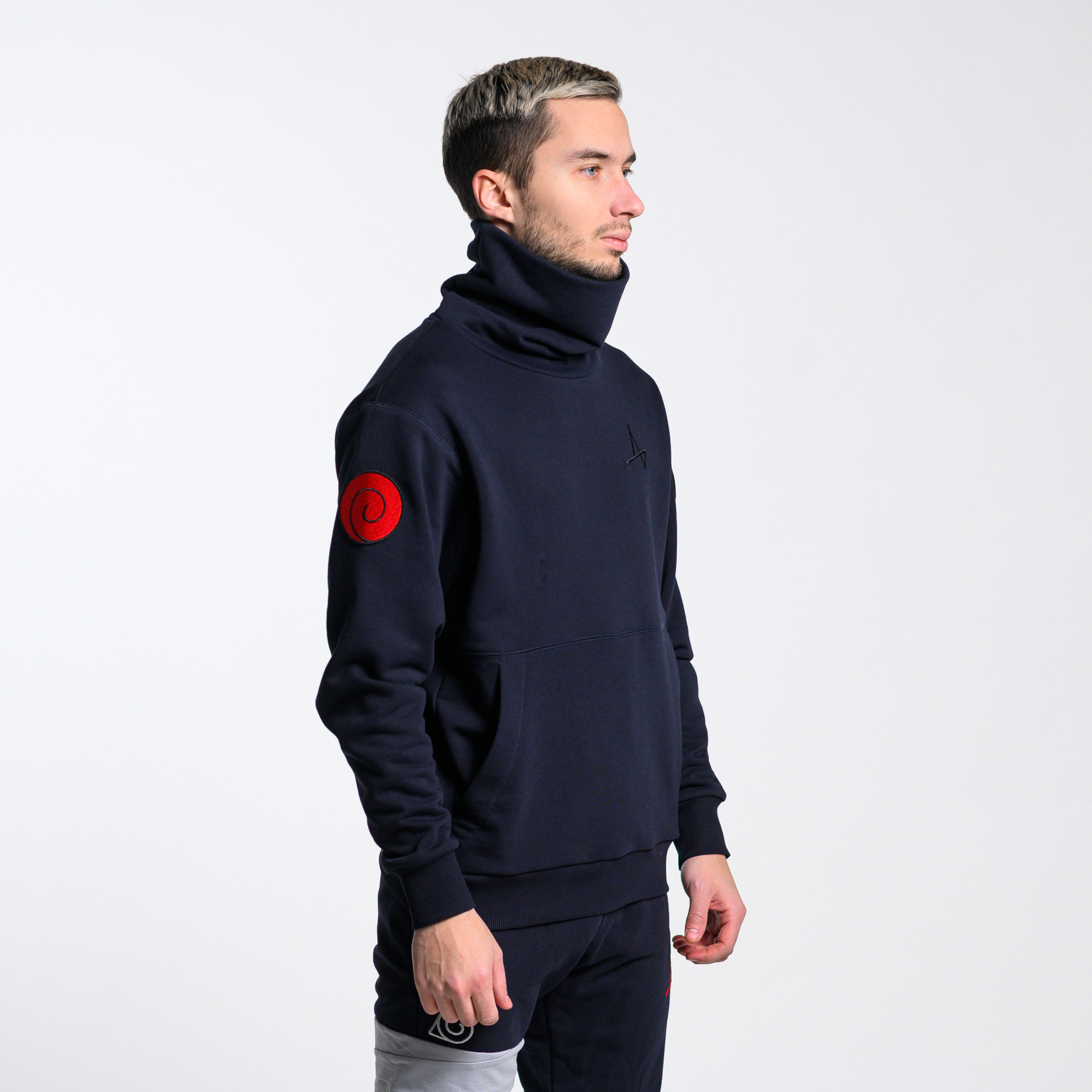 Свитшот горло-труба Konoha