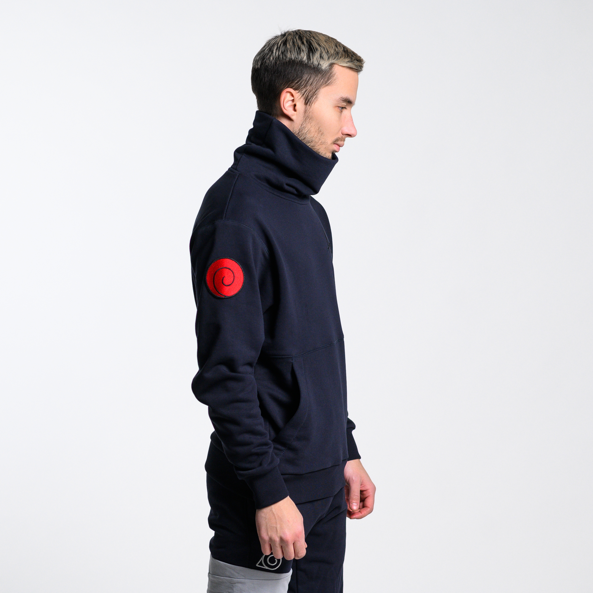 Свитшот горло-труба Konoha