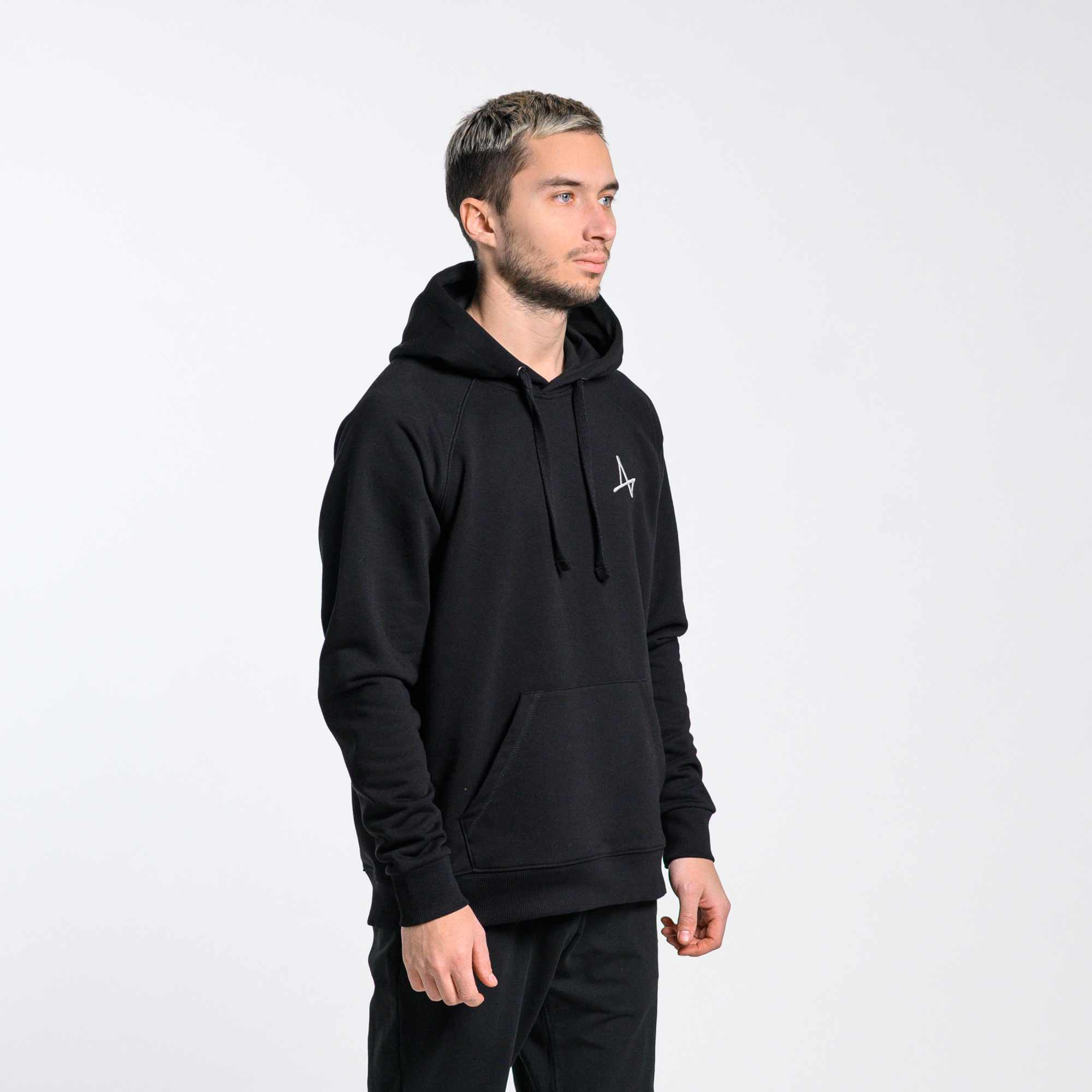 Худи Basic Uchiha Clan