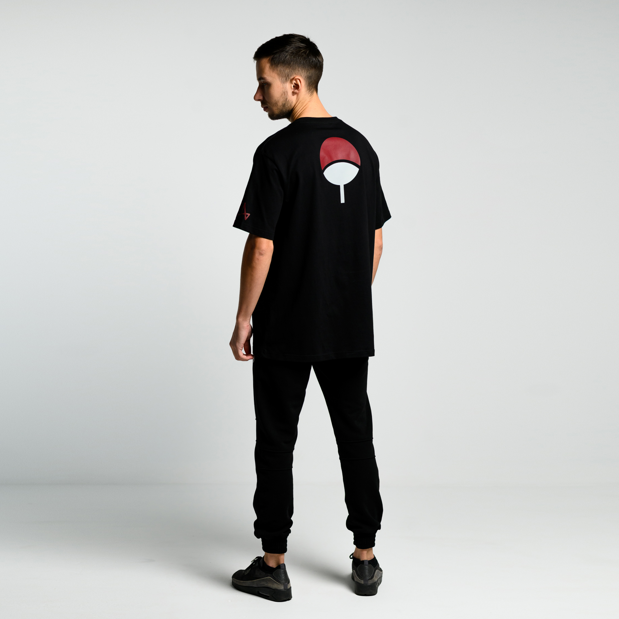 Футболка Itachi