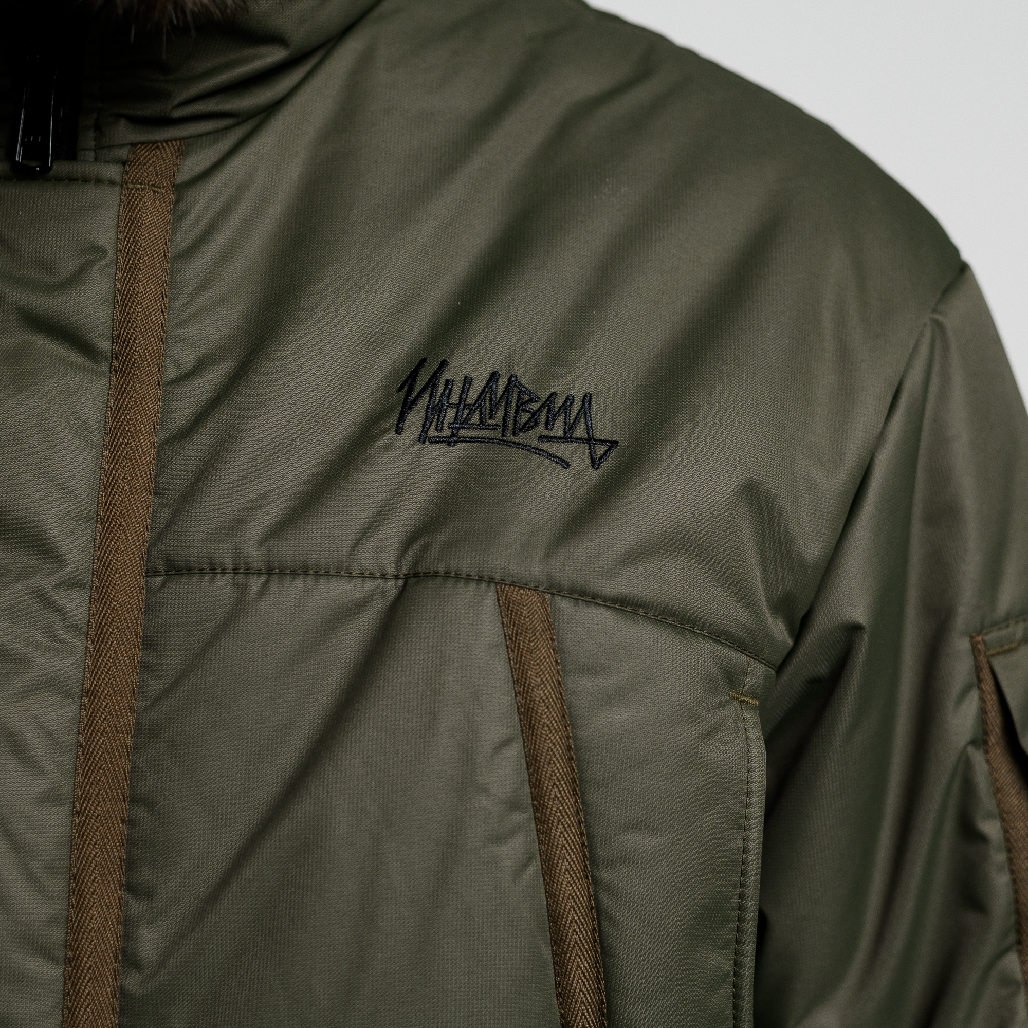 Аляска Индивид Хаки