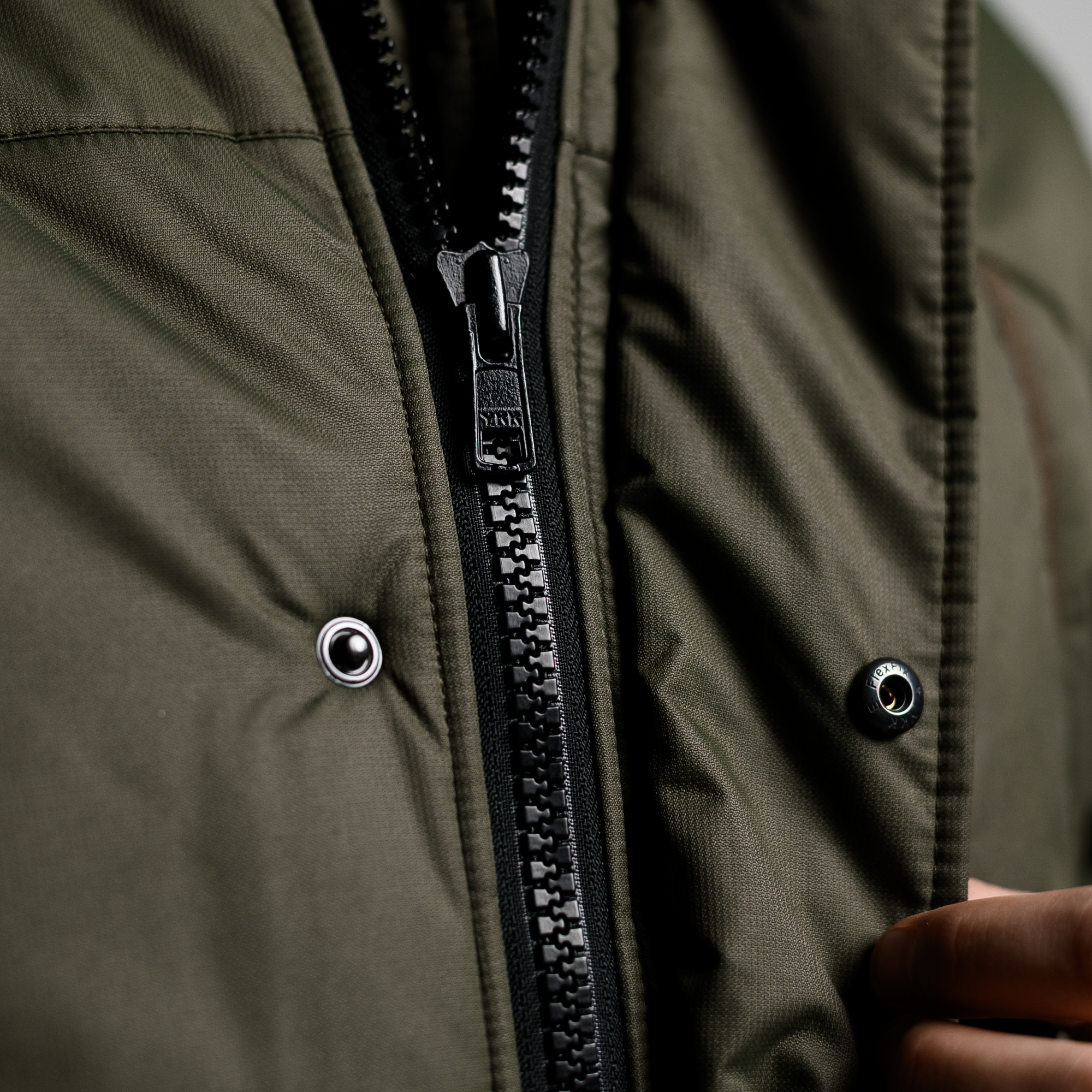 Аляска Индивид Хаки