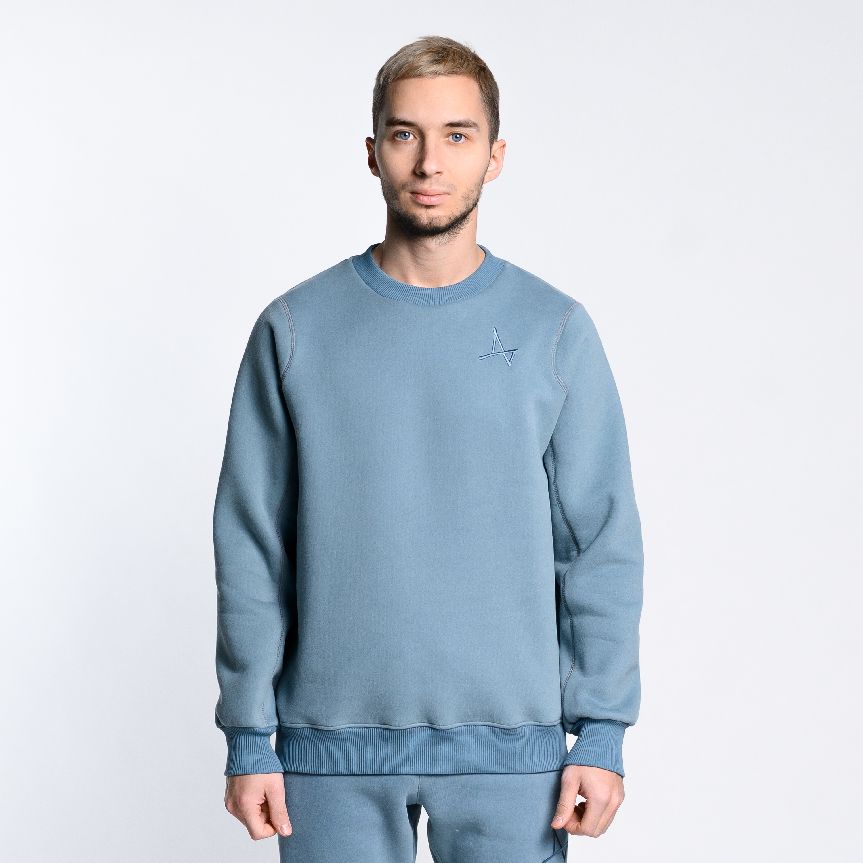 

Утепленный свитшот Simple Velur, Синий