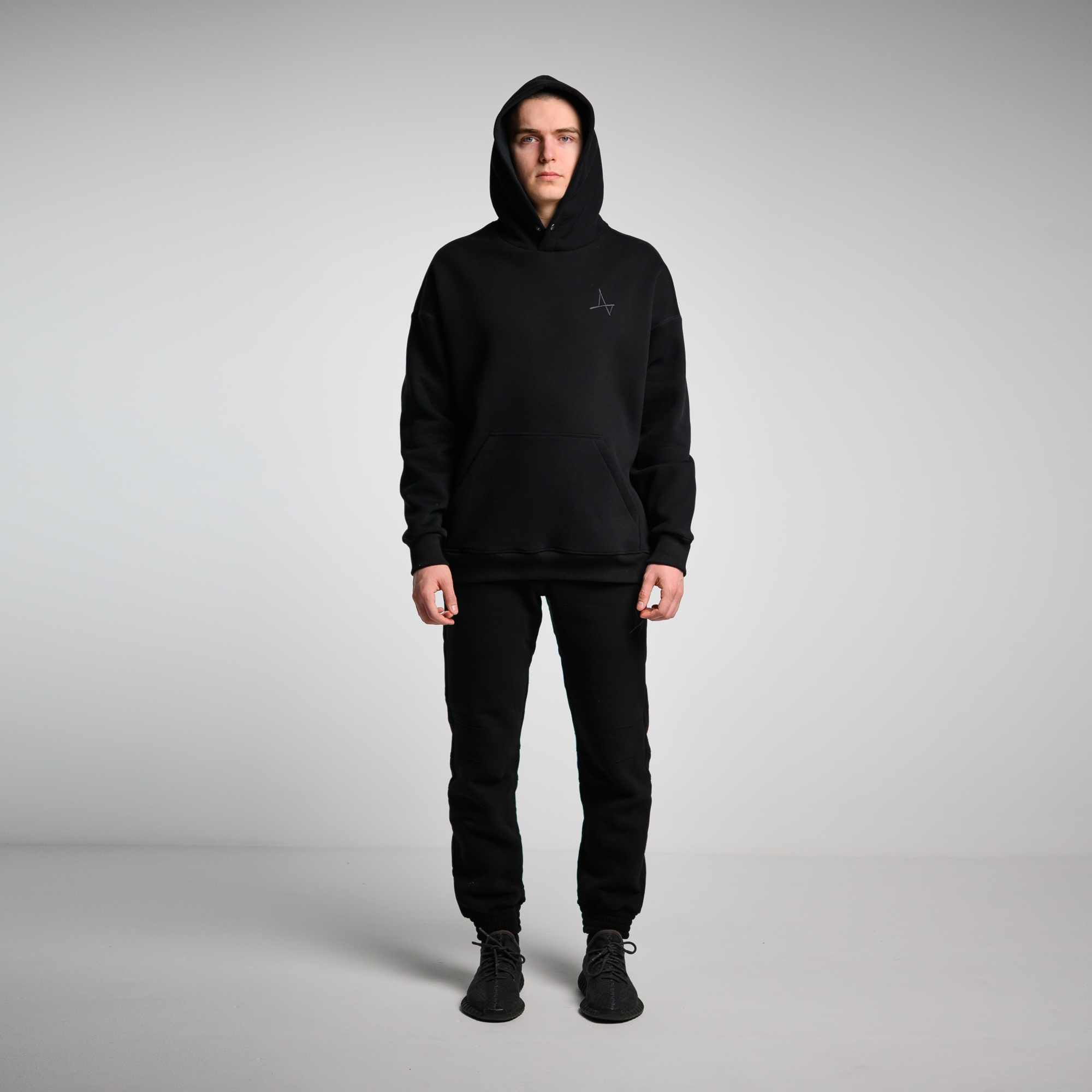 Утеплённое худи Simple Velur