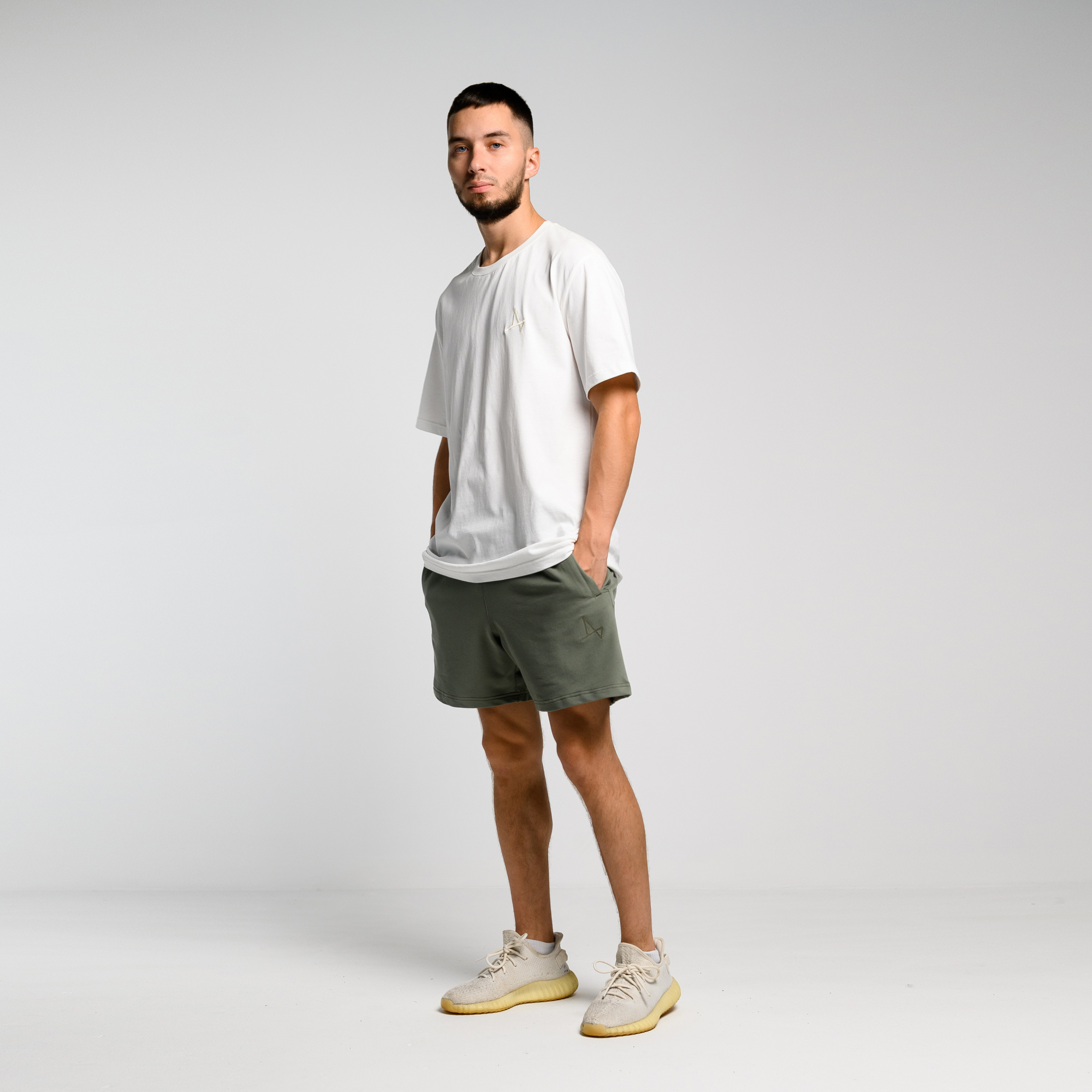 Шорты Simple 3 Velur лёгкие