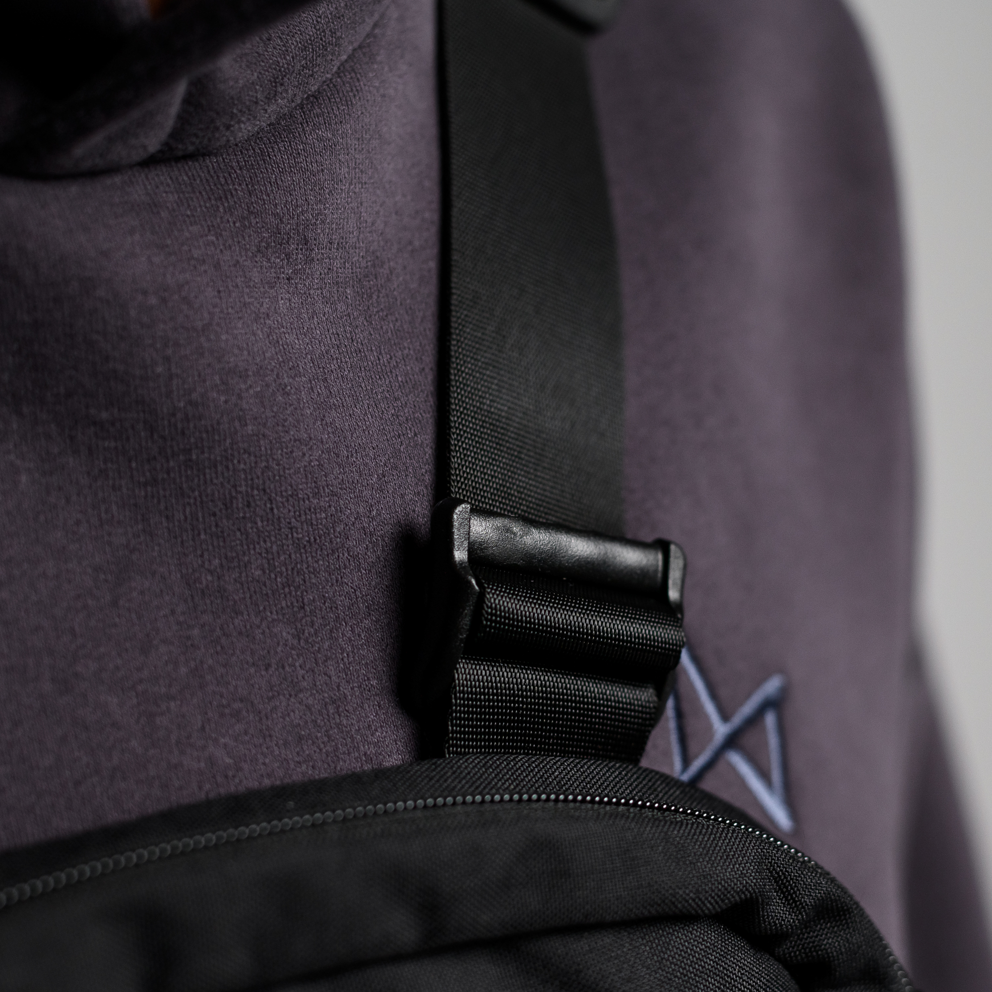 Сумка нагрудная