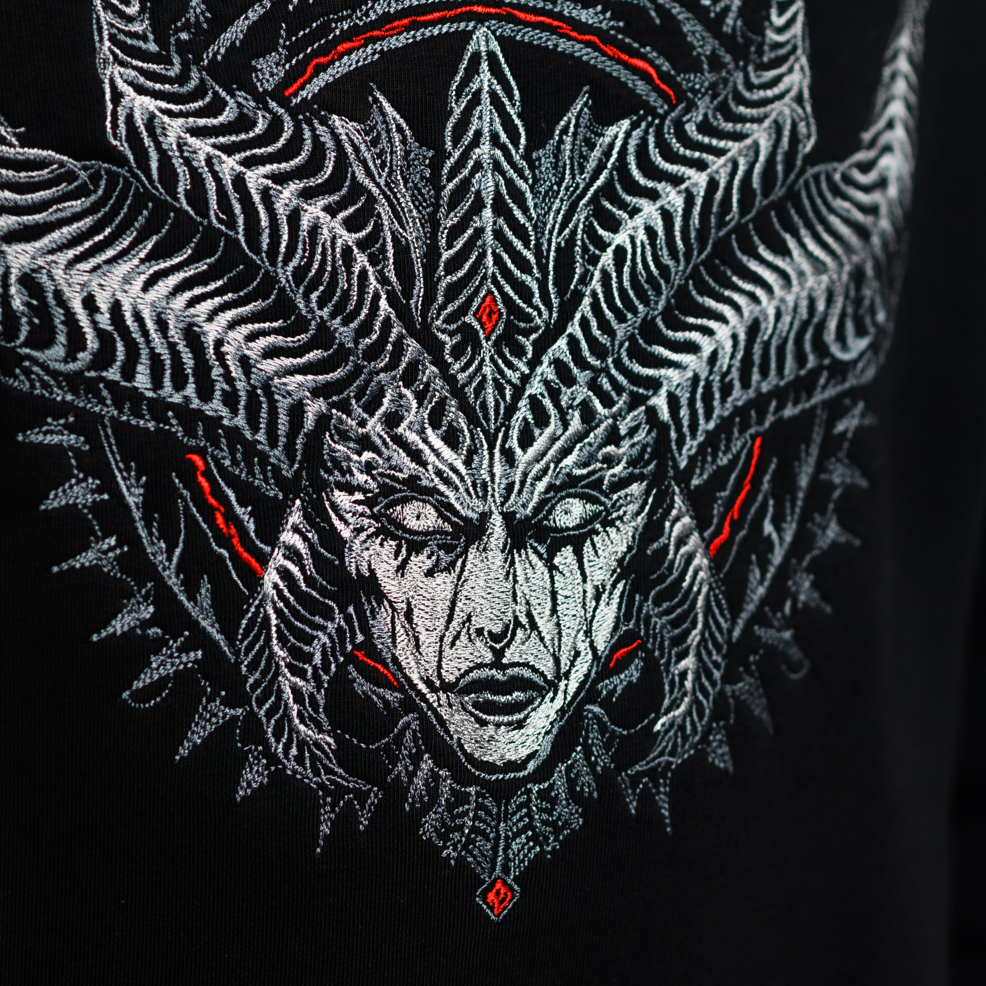 Утепленное худи с кнопкой Lilith