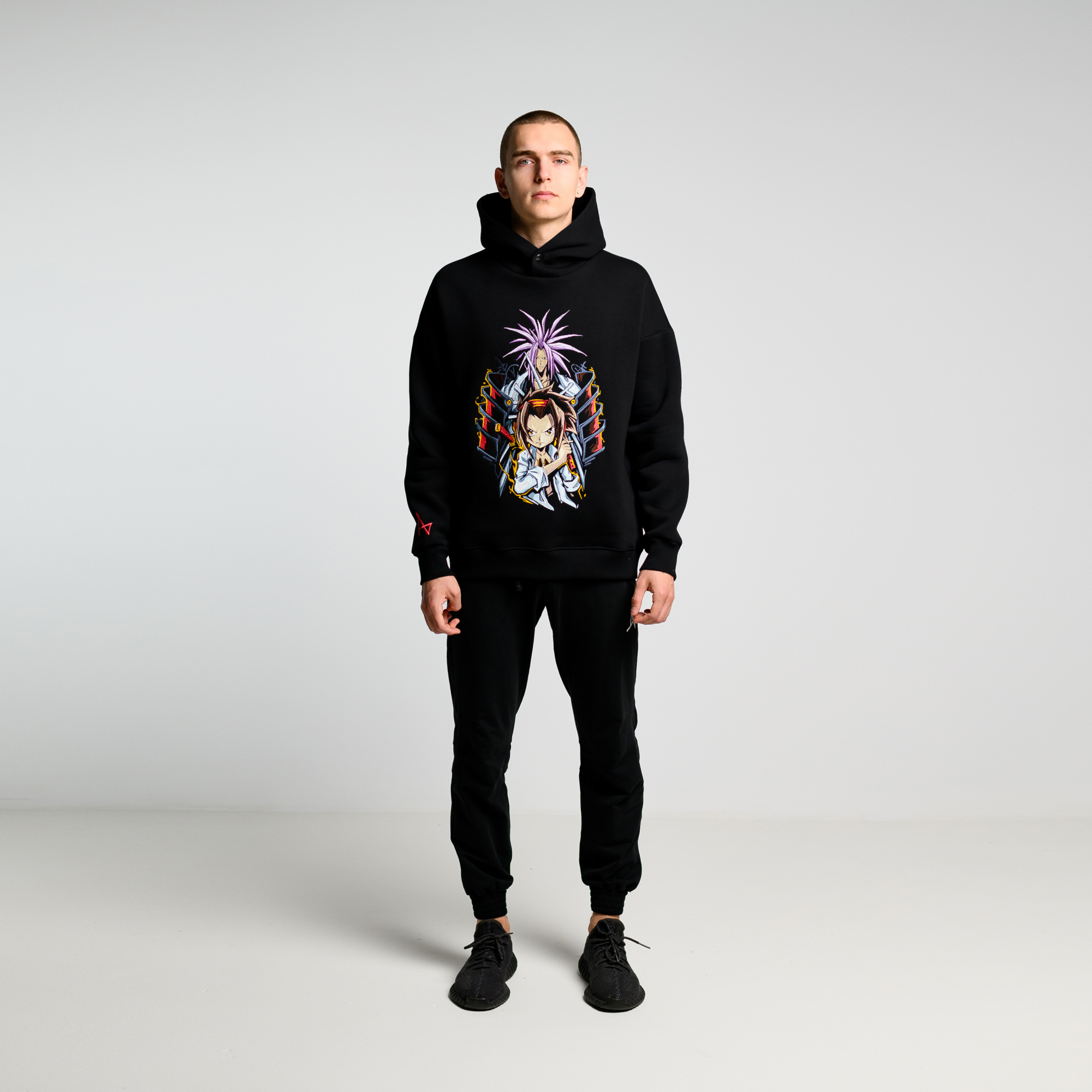 Утепленное худи с кнопкой Shaman King