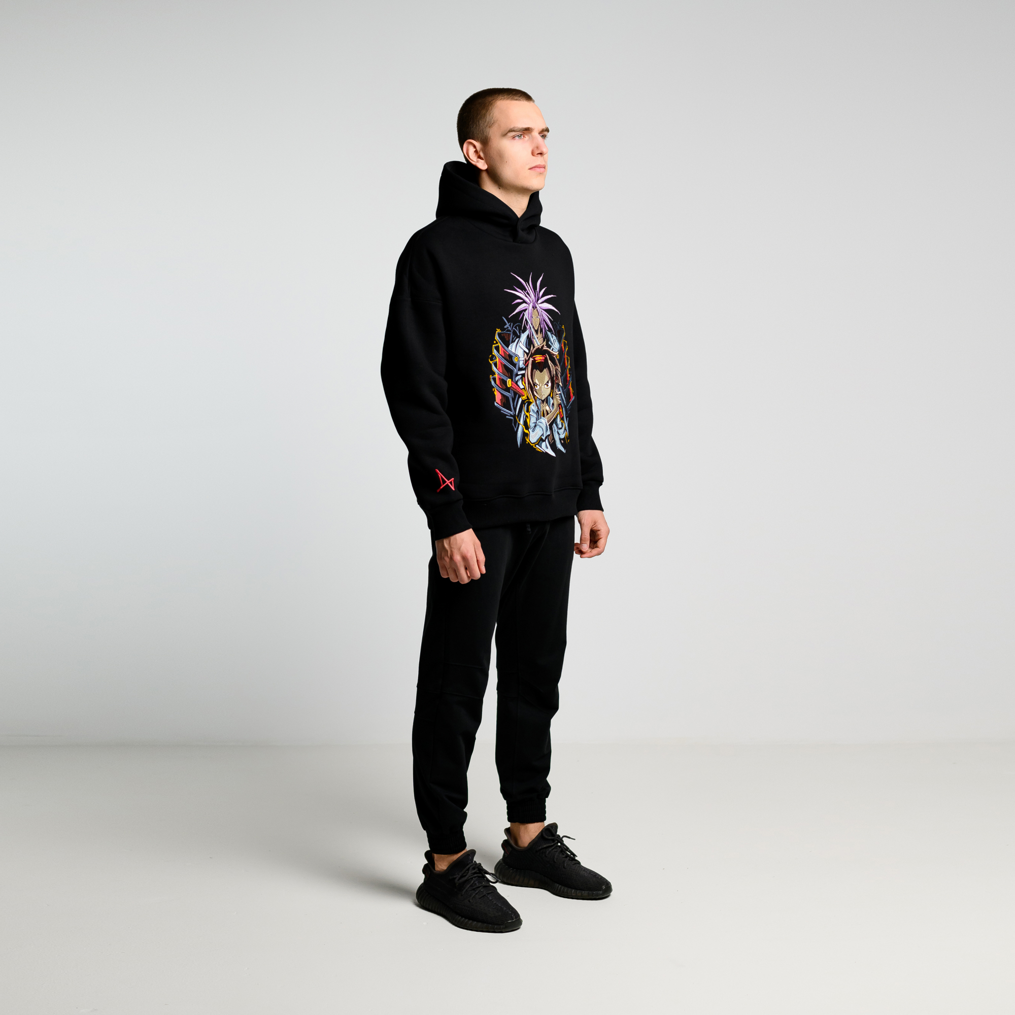 Утепленное худи с кнопкой Shaman King