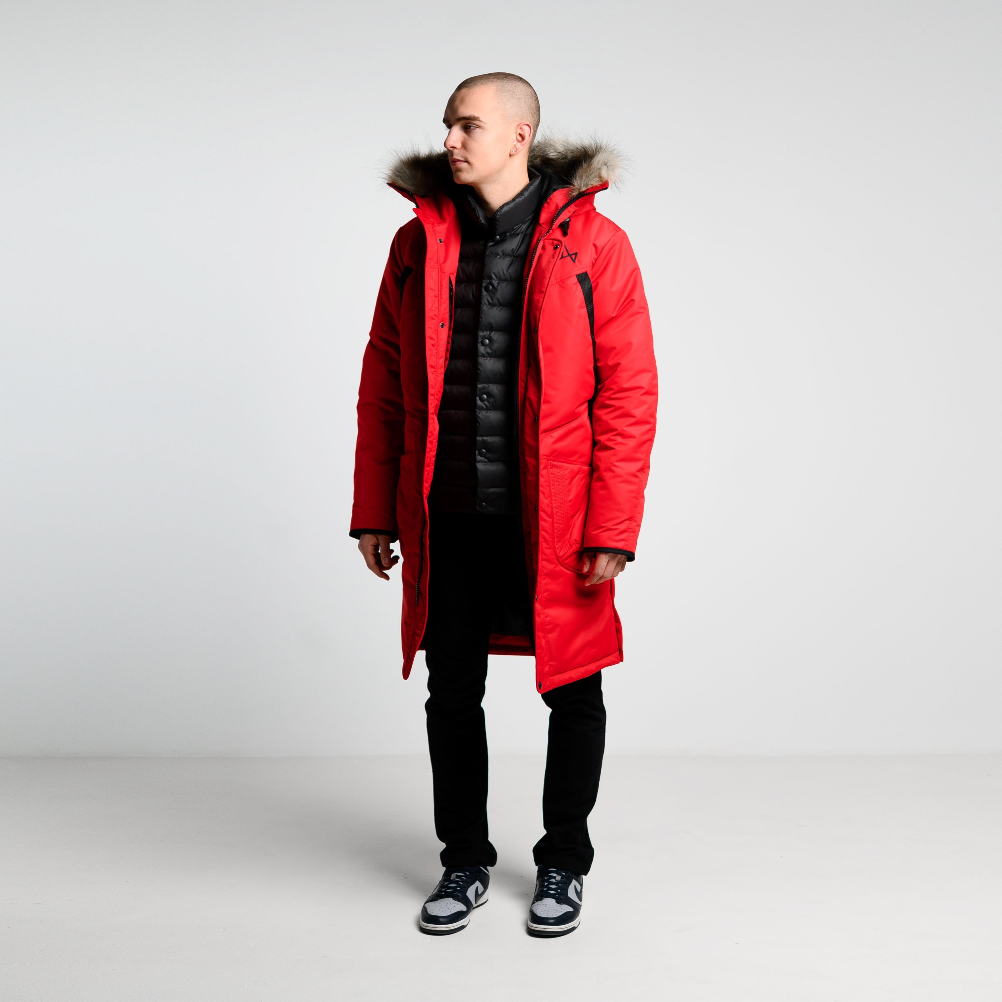 Легкий пуховой жилет