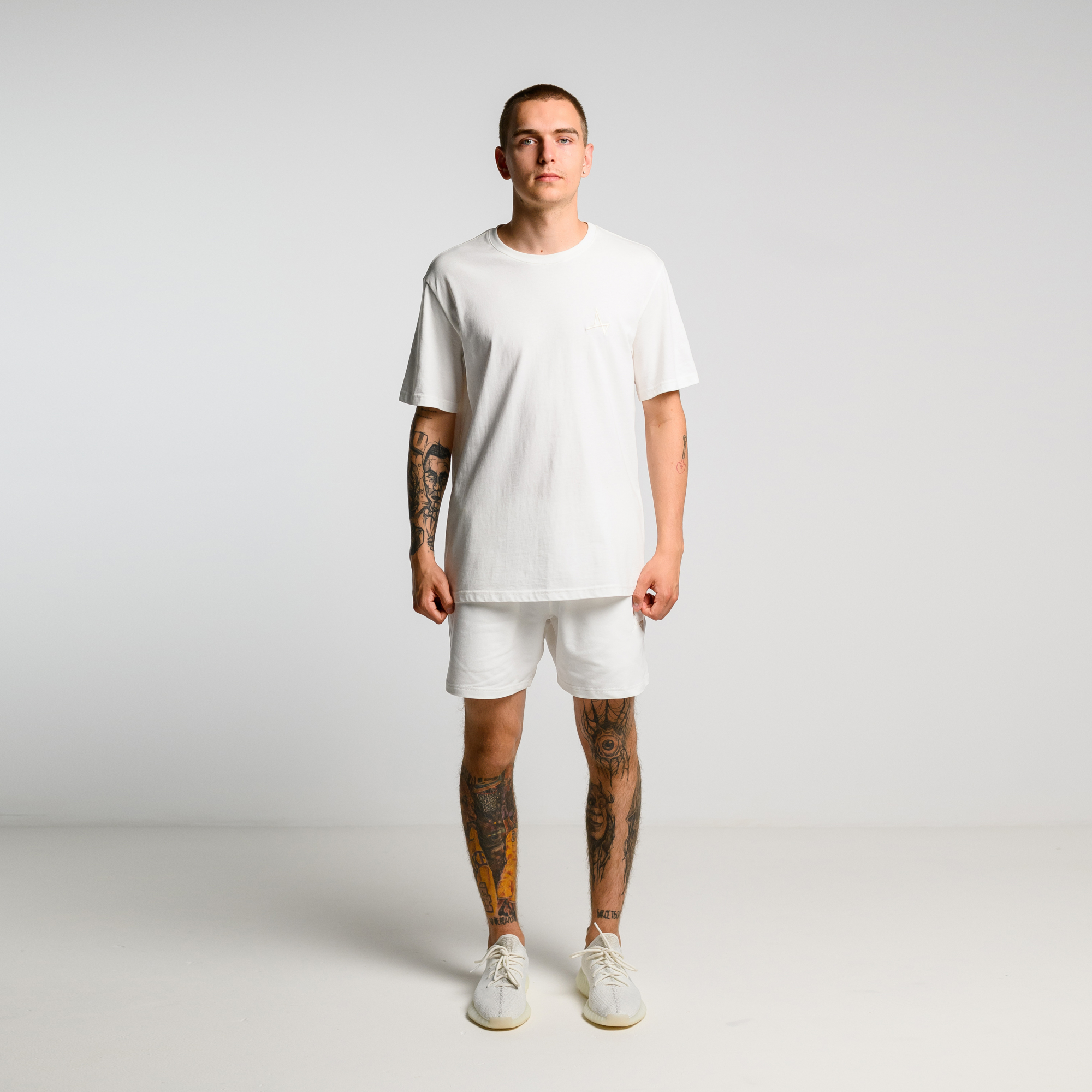 Шорты Simple 3 Velur лёгкие