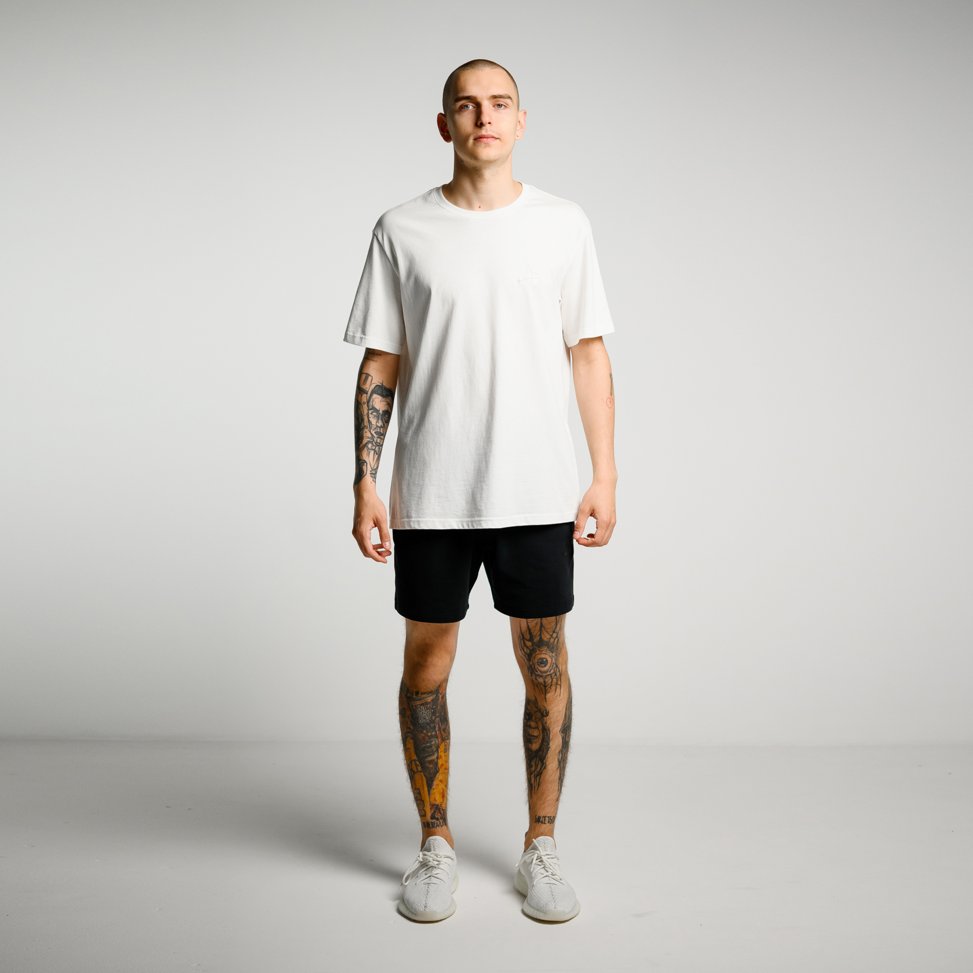 Shorts Simple 3 Velur light