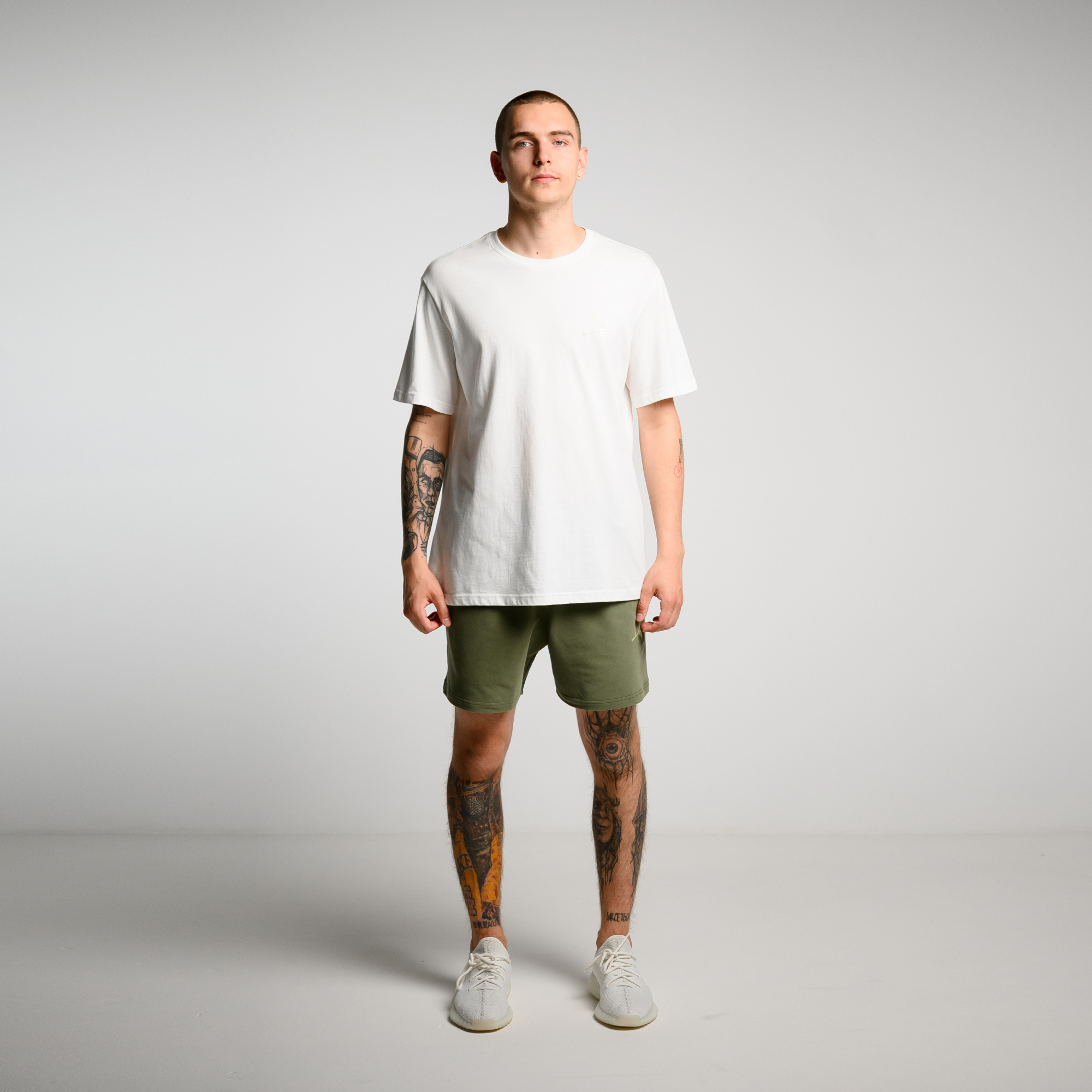 Shorts Simple 3 Velur light